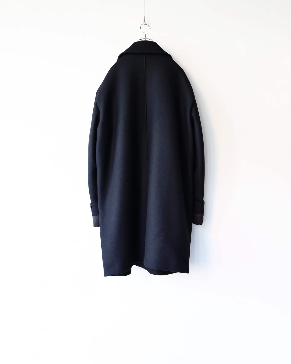 LONG REACH SOUTIEN COLLAR COAT "BLACK"