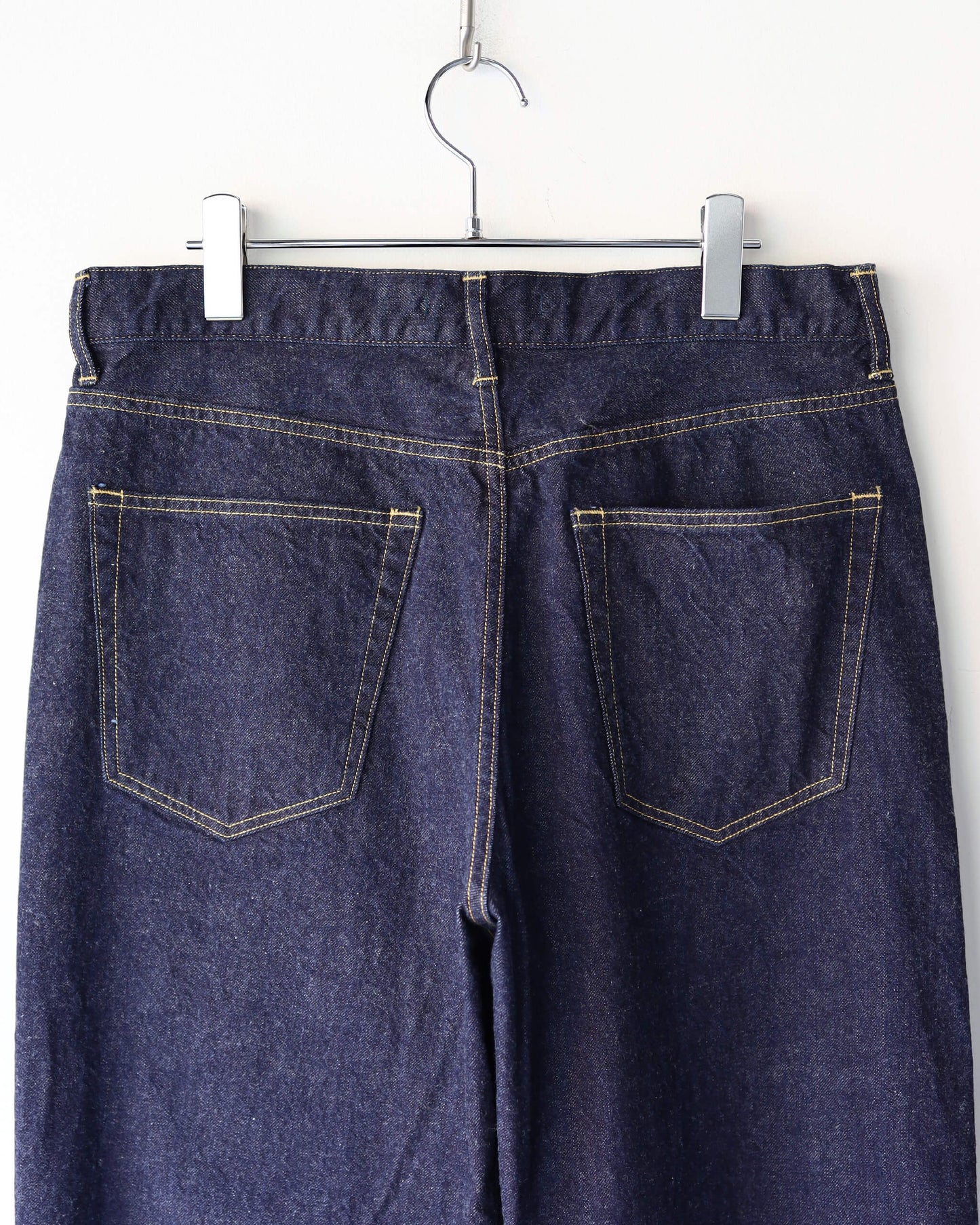 WIDE TAPERED DENIM PANTS "OW/INDIGO"