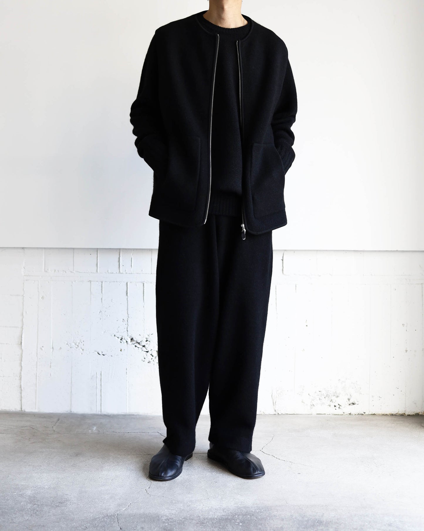 Innocent YAK Zip-up vest "Black"