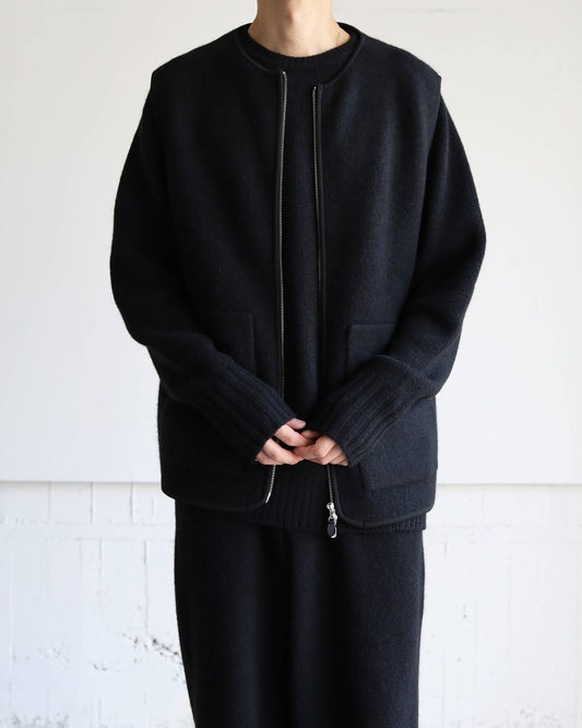 Innocent YAK Zip-up vest "Black"