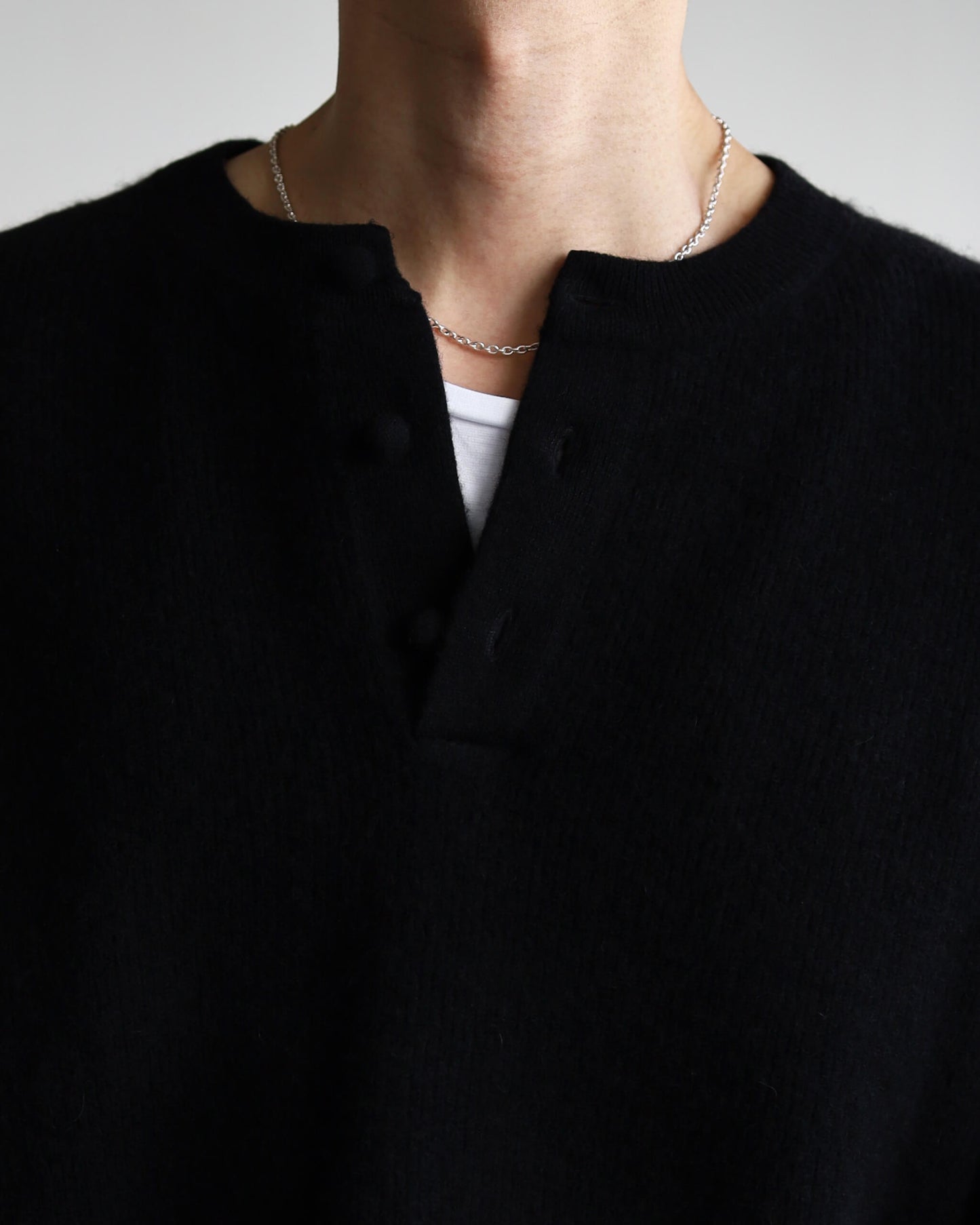 Innocent YAK Henley-neck sweater "Black"