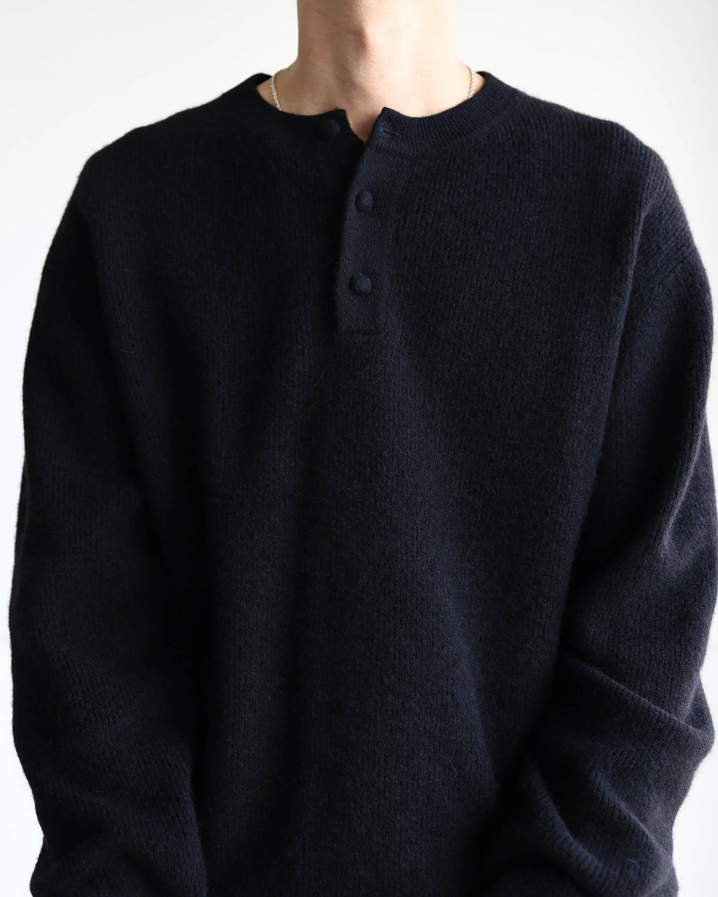 Innocent YAK Henley-neck sweater "Black"