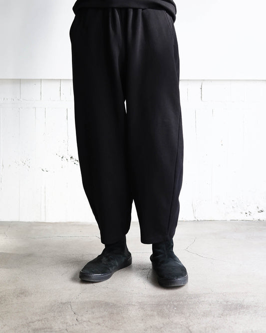 Sweat Slacks / FRIEND "black"