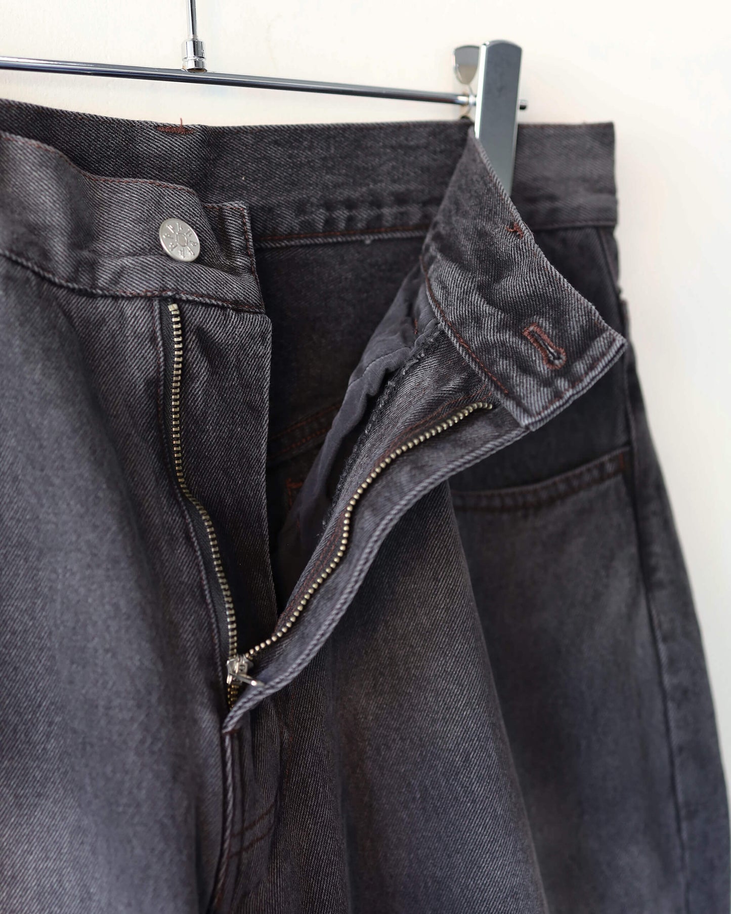 6 POCKET JEANS LAZER "BLACK"