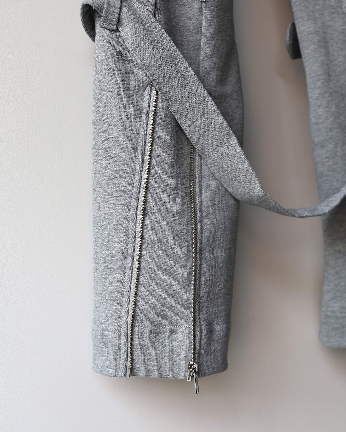 BONDAGE SWEAT PANTS "HEATHER GREY"