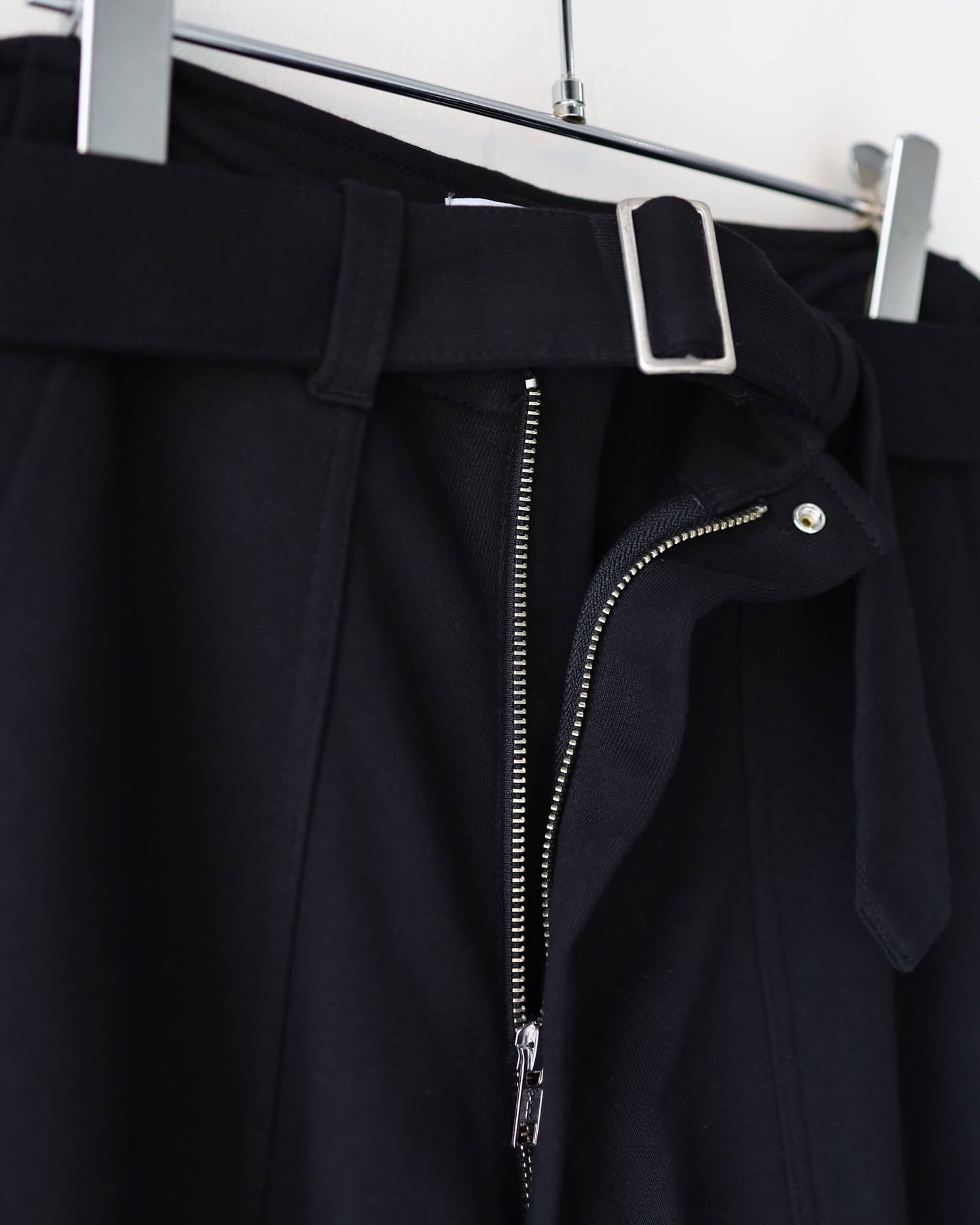 BONDAGE SWEAT PANTS "BLACK"