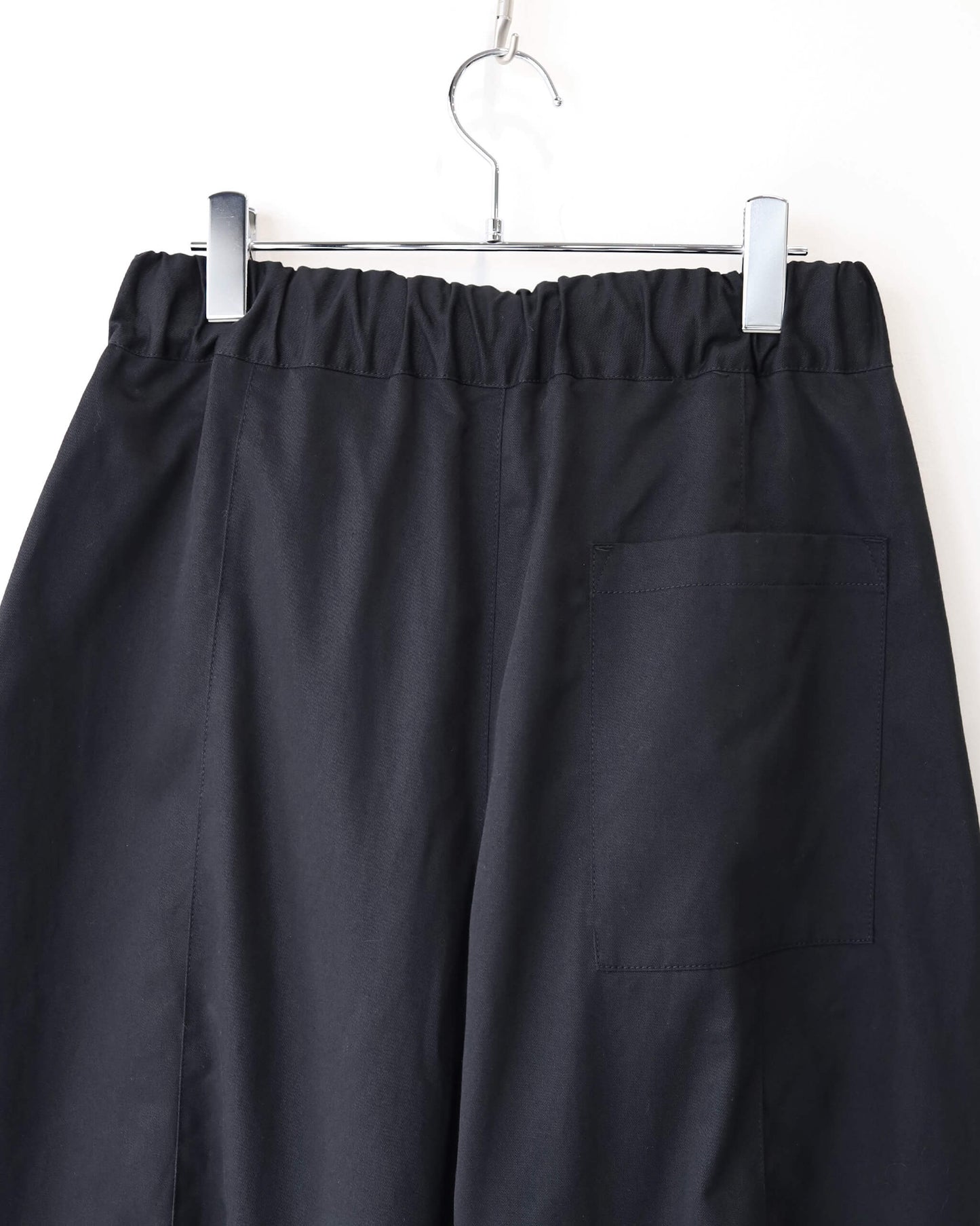 BOX PLEAT TROUSER "BLACK"