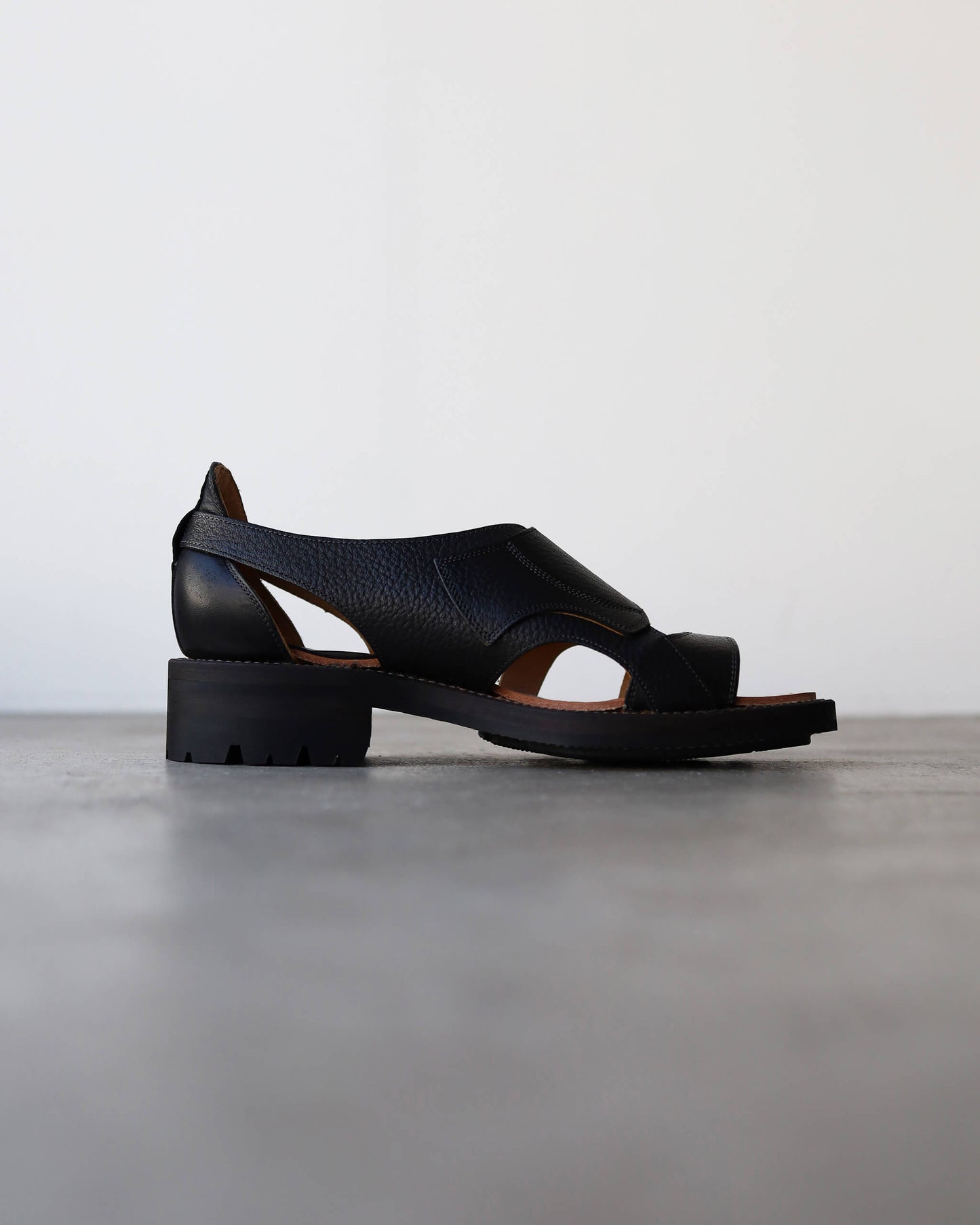 Hunt-Sandals - Chari Goat × Italian Horse "Black"