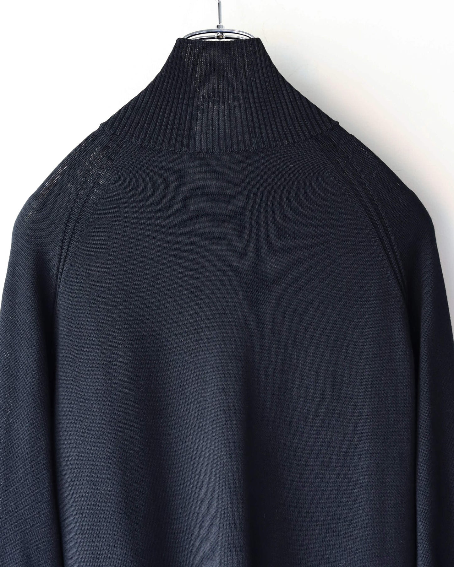 WG ZIP CARDIGAN "Black"