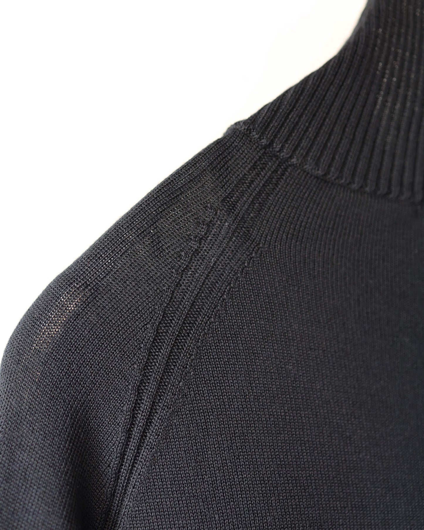WG ZIP CARDIGAN "Black"