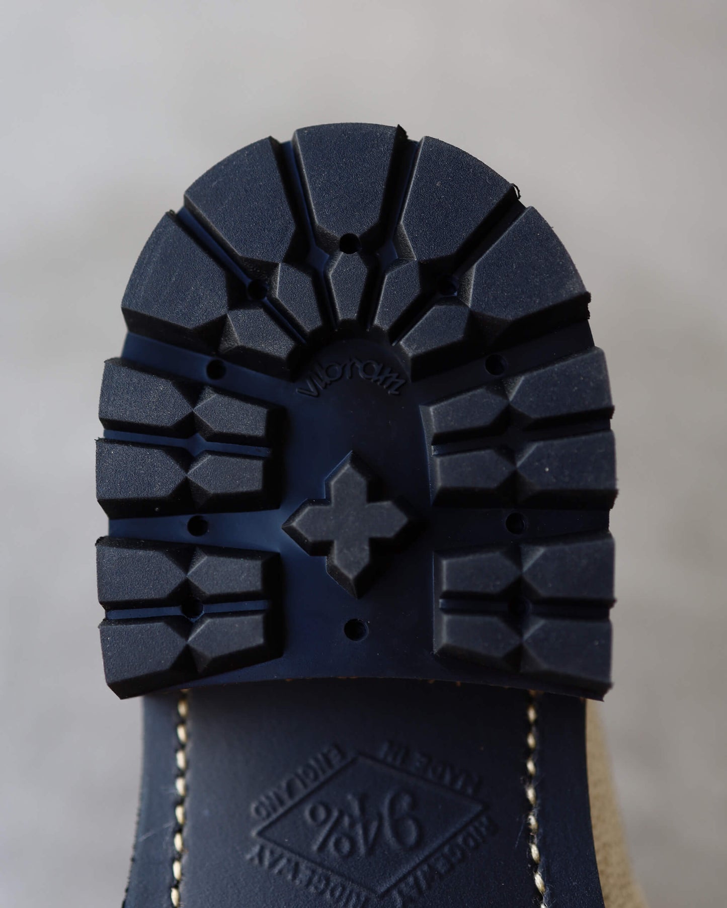 Hunt-Sandals - Himeji-Kurozan "White"