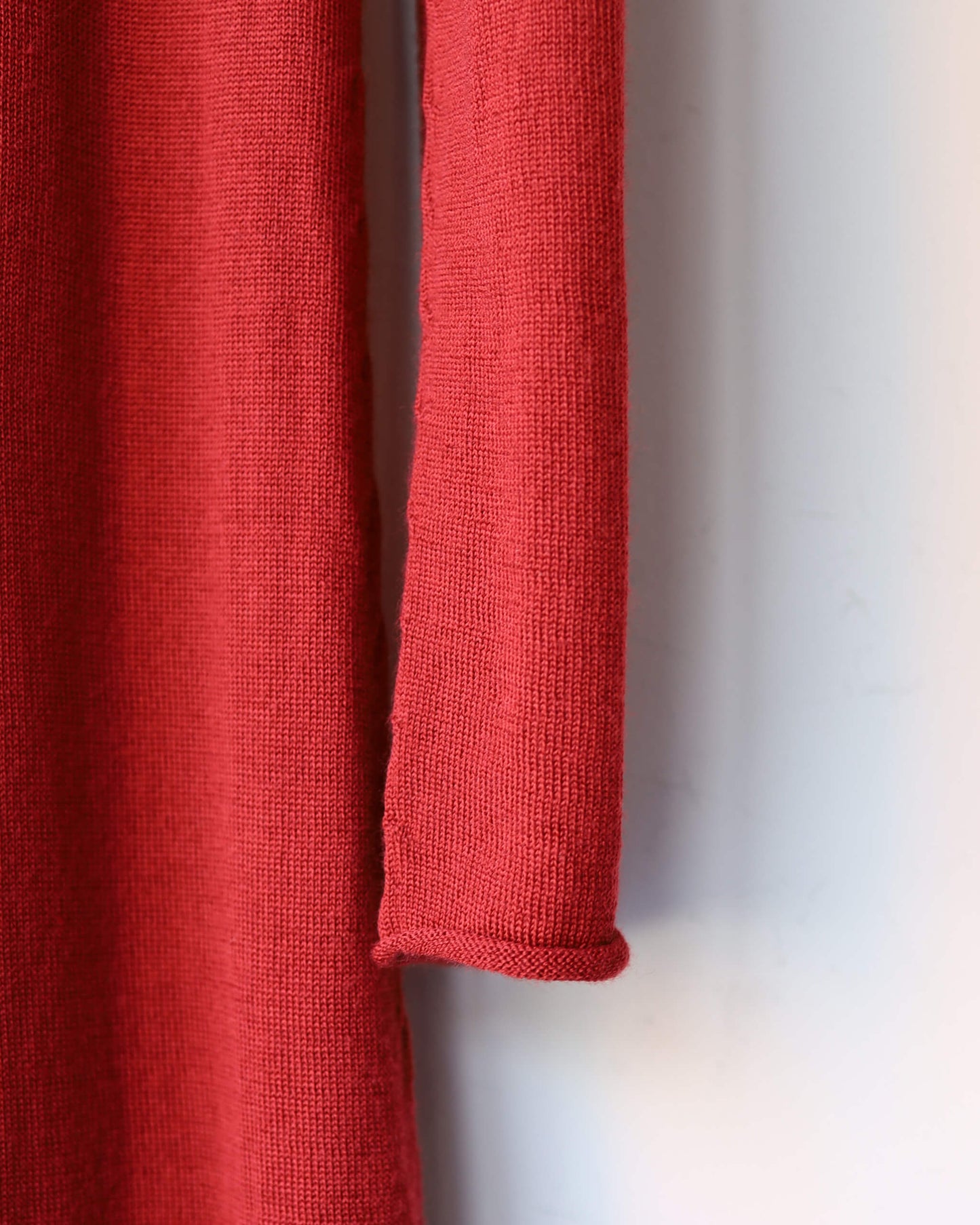 WG HIGH NECK DRESS "Bitter Red"