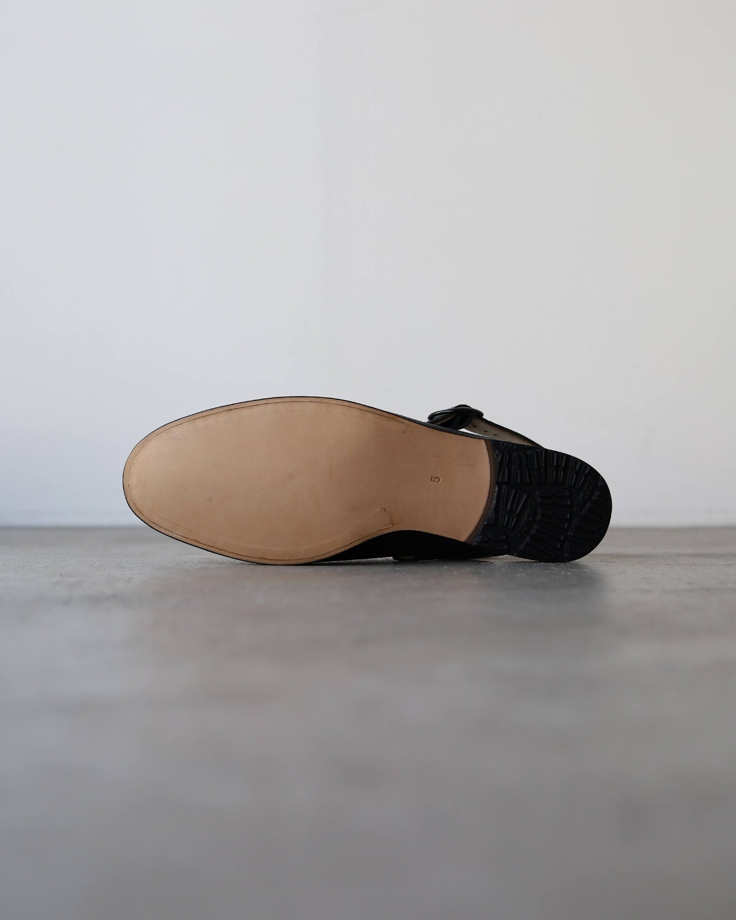 FACE Sandals - Shrunk Cow "Black"