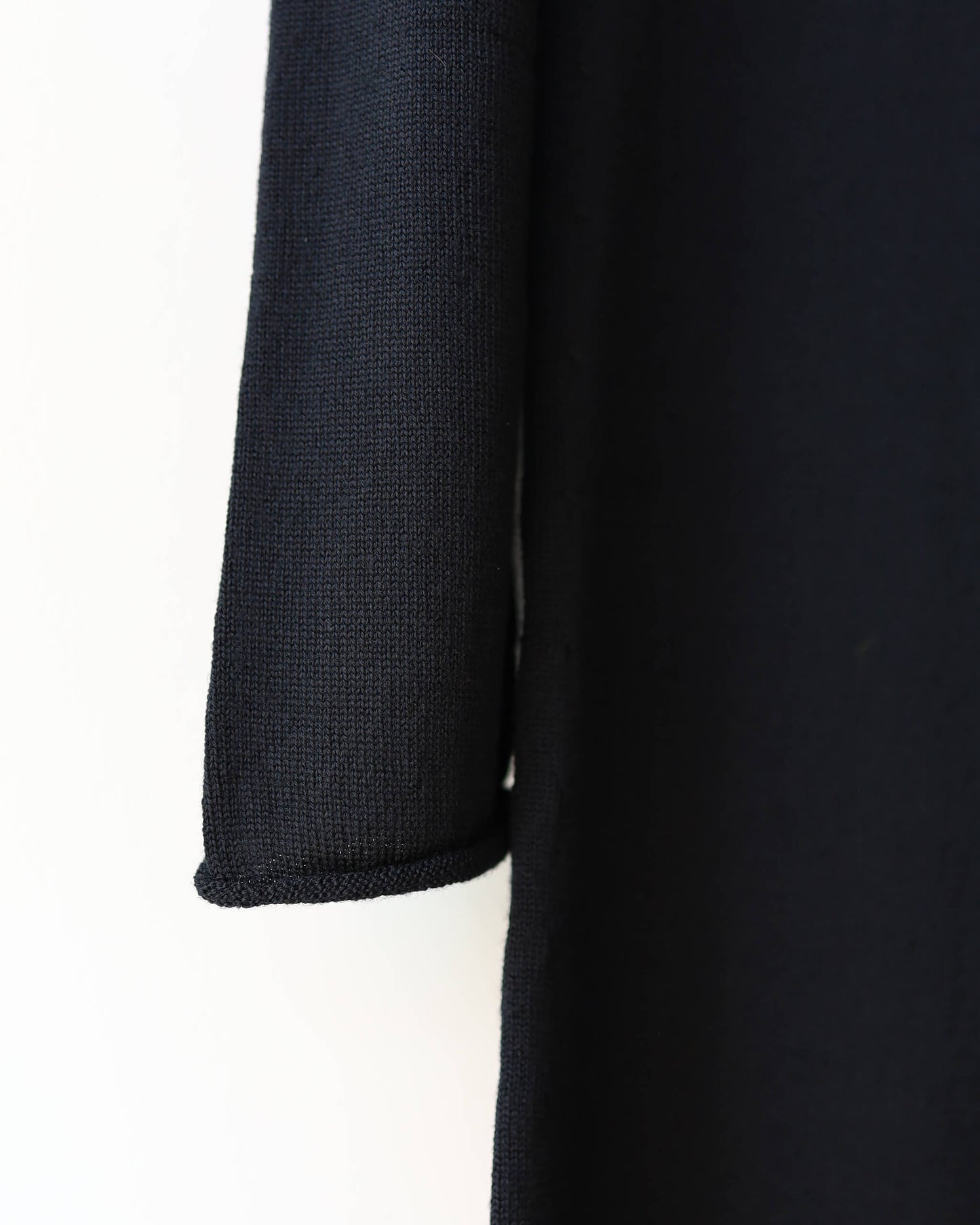 WG HIGH NECK DRESS "Black"
