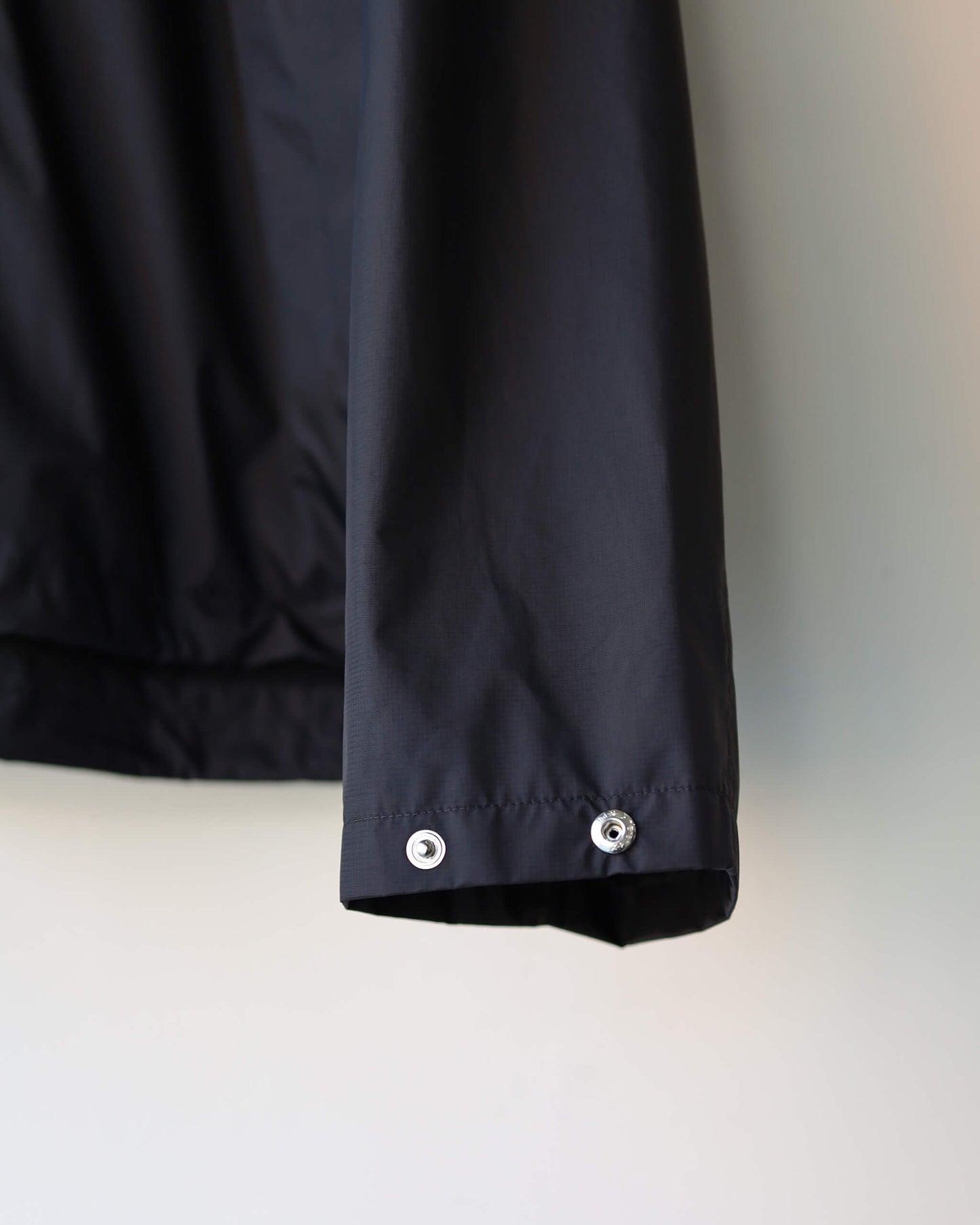 QUARTER ZIP-3LW "Black"