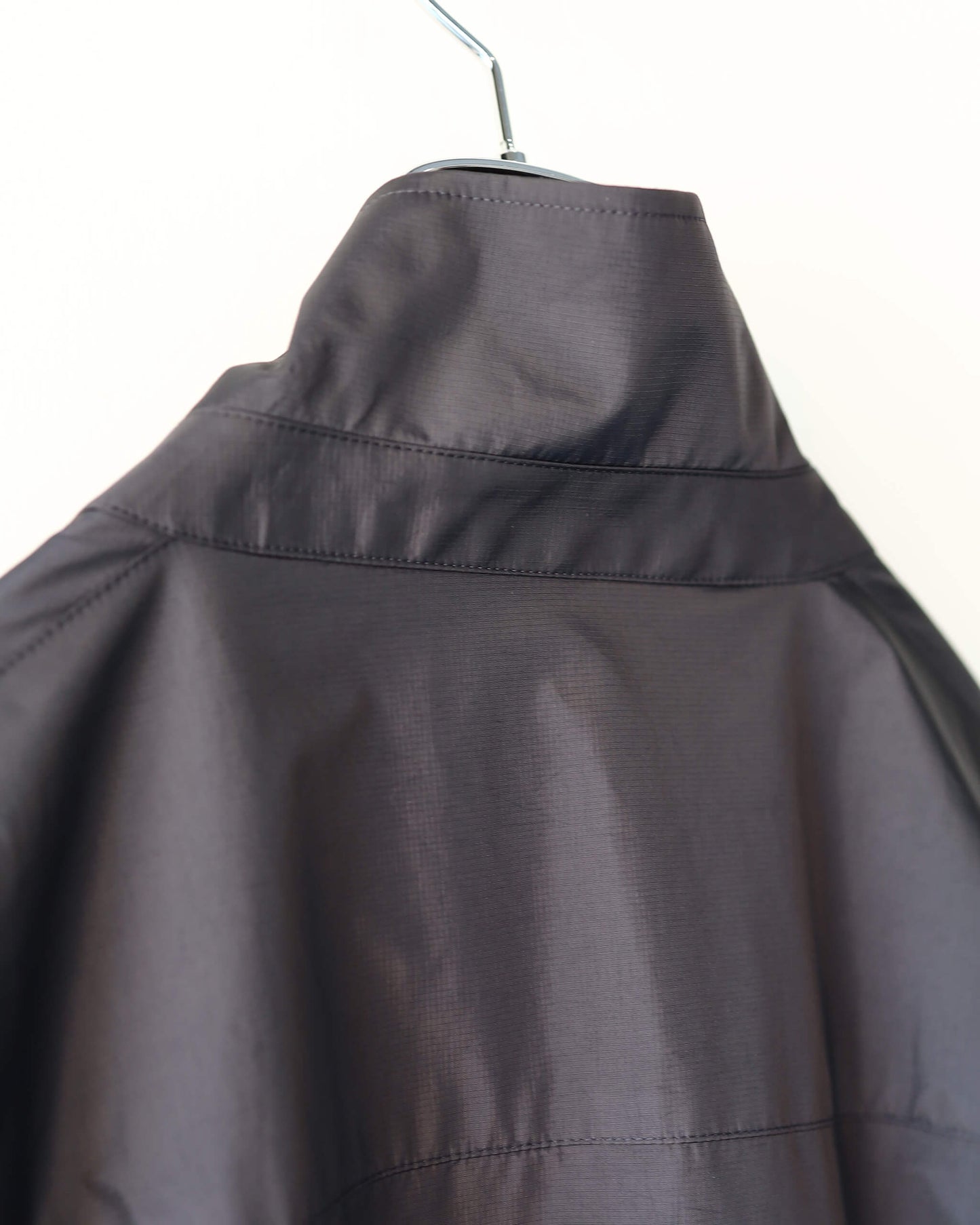 QUARTER ZIP-3LW "Black"