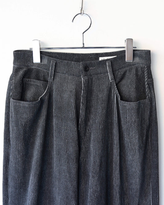 SUMI CORDUROY ASHLEY PANTS "BLACK"