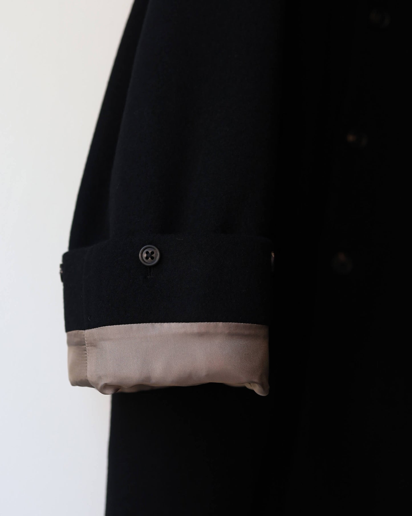 SOUTIEN COLLAR LONG SLEEVE COAT "Black"