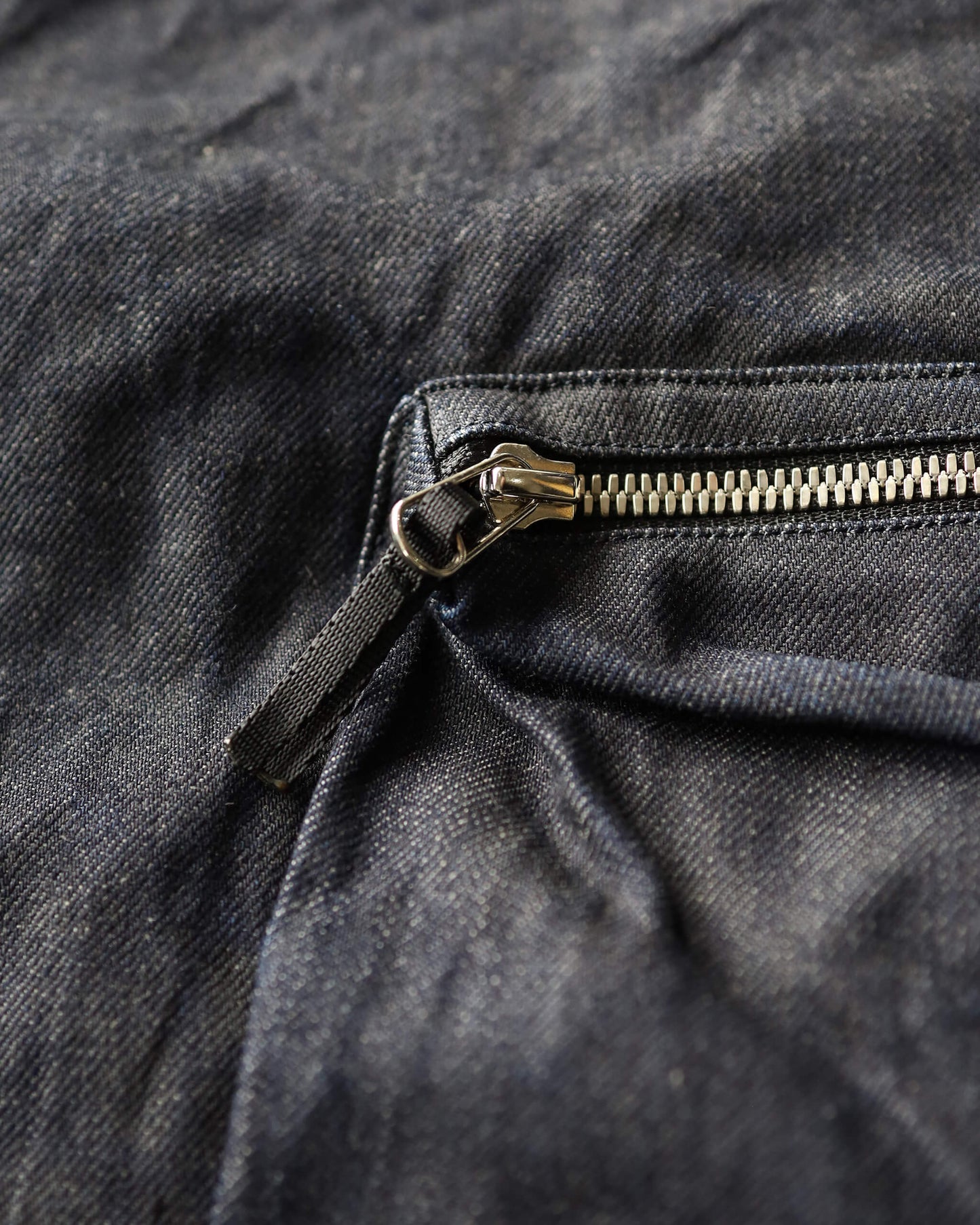 DENIM CARGO SHORTS "KURE"