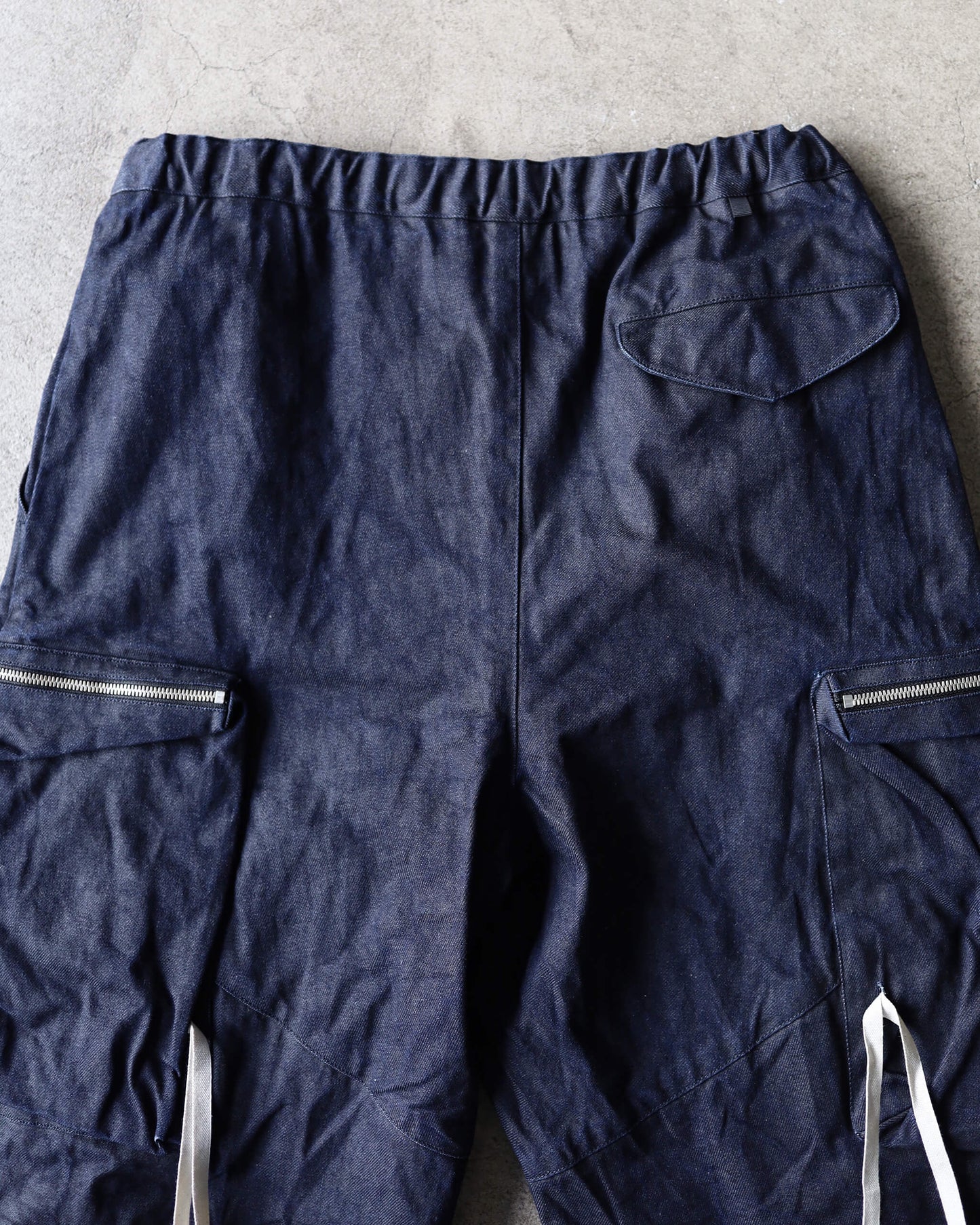 DENIM CARGO SHORTS "KURE"
