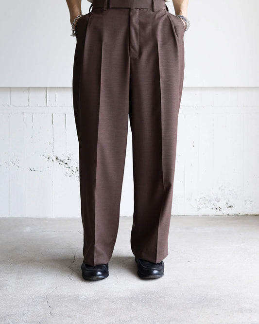 ONE TUCK WIDE TROUSERS WOOL HIGH TWIST TROPICAL "BROWN"