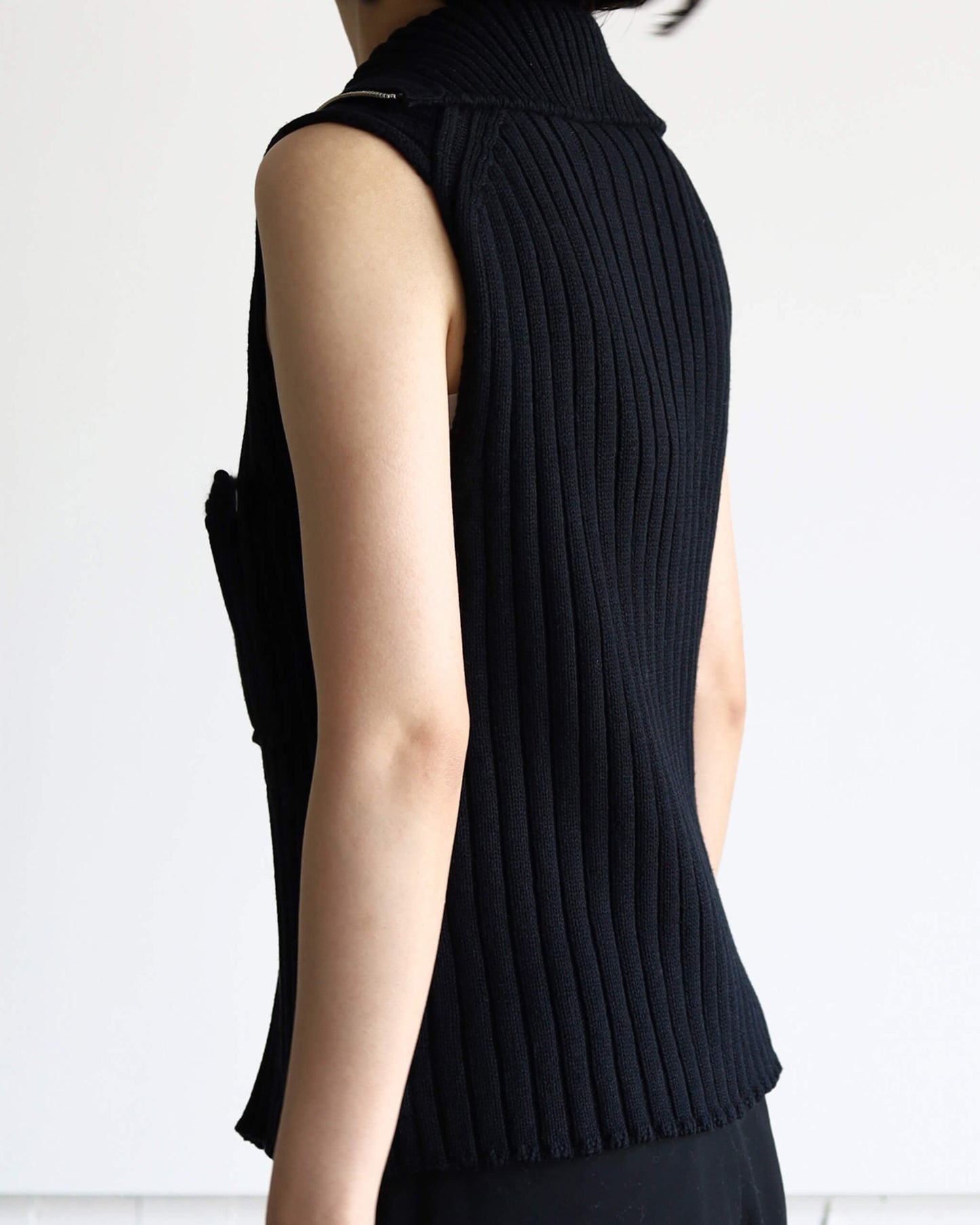 KNIT DRIVERS VEST - Plain "Black"