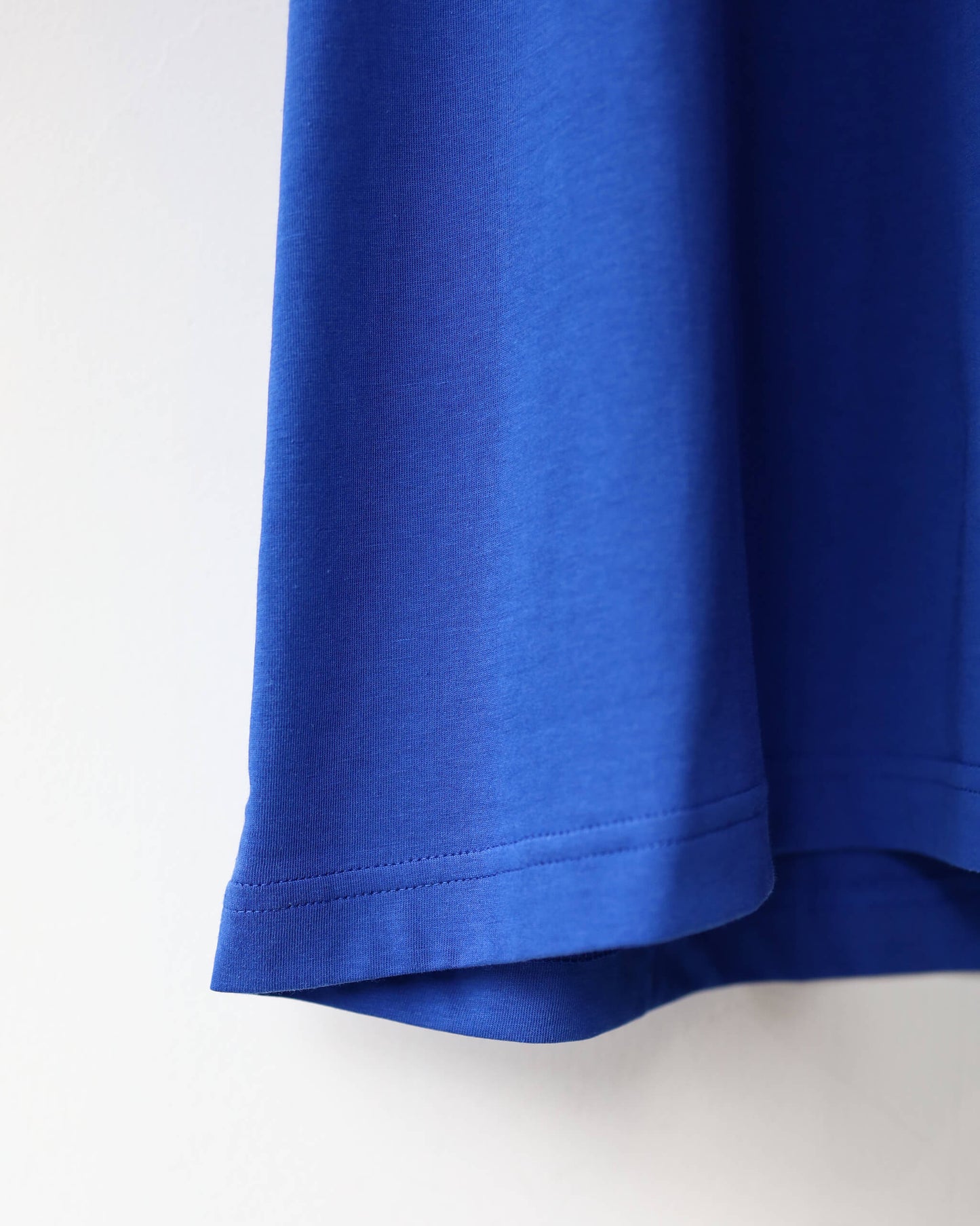 CREW-NECK T-SHIRT "BLUE"