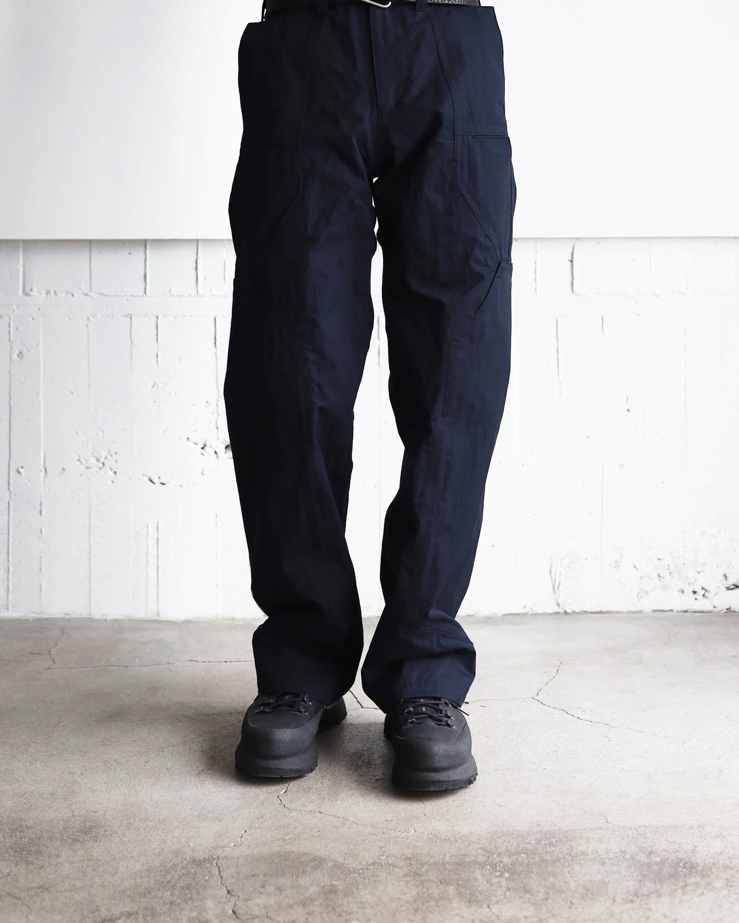 12Pocket Panel TRS "Black"