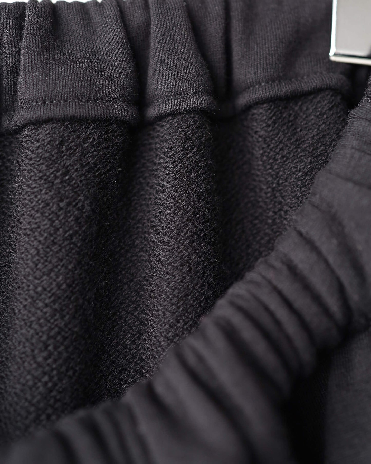 Sweat Shorts / FRIEND "black"