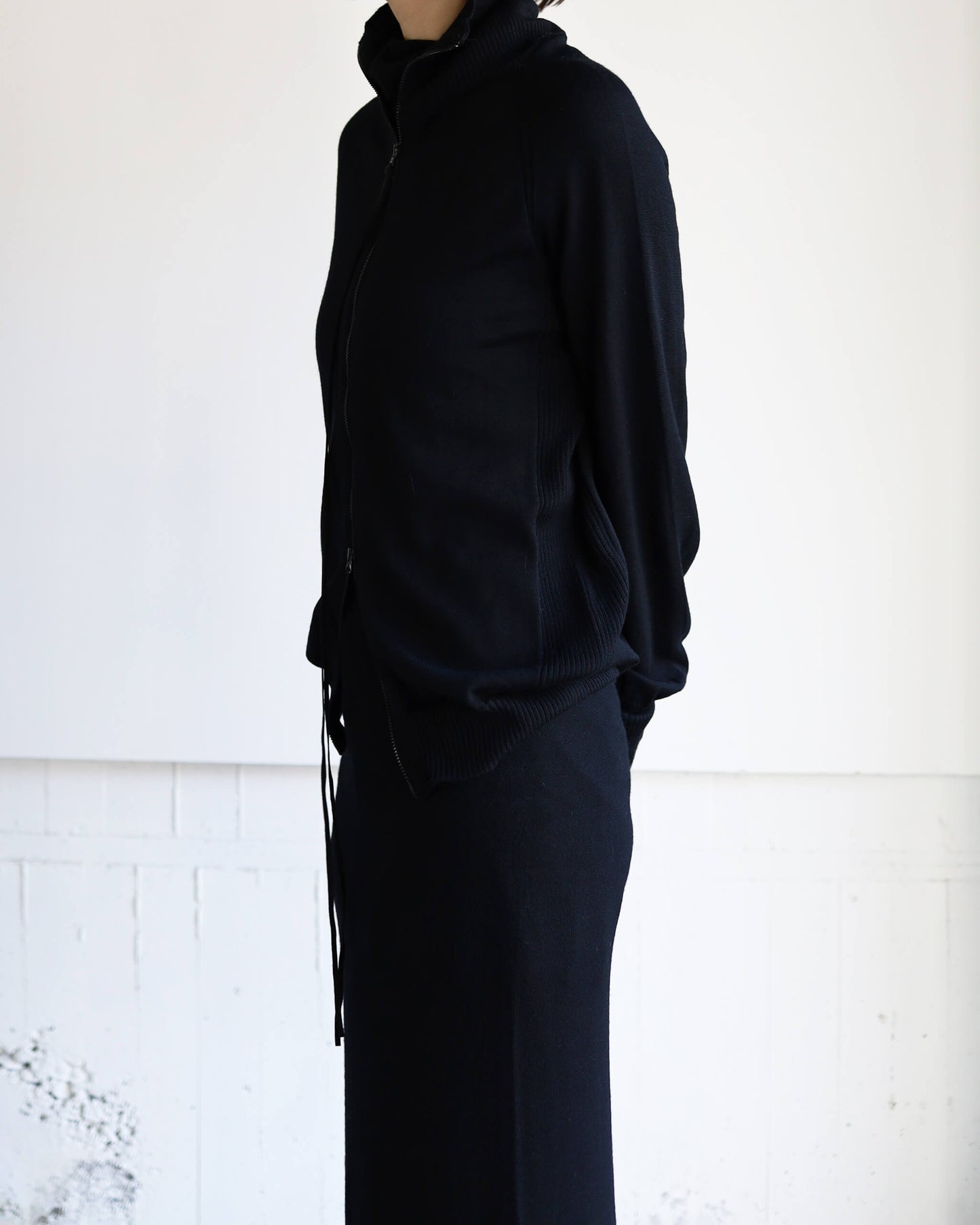 WG HIGH NECK DRESS "Black"