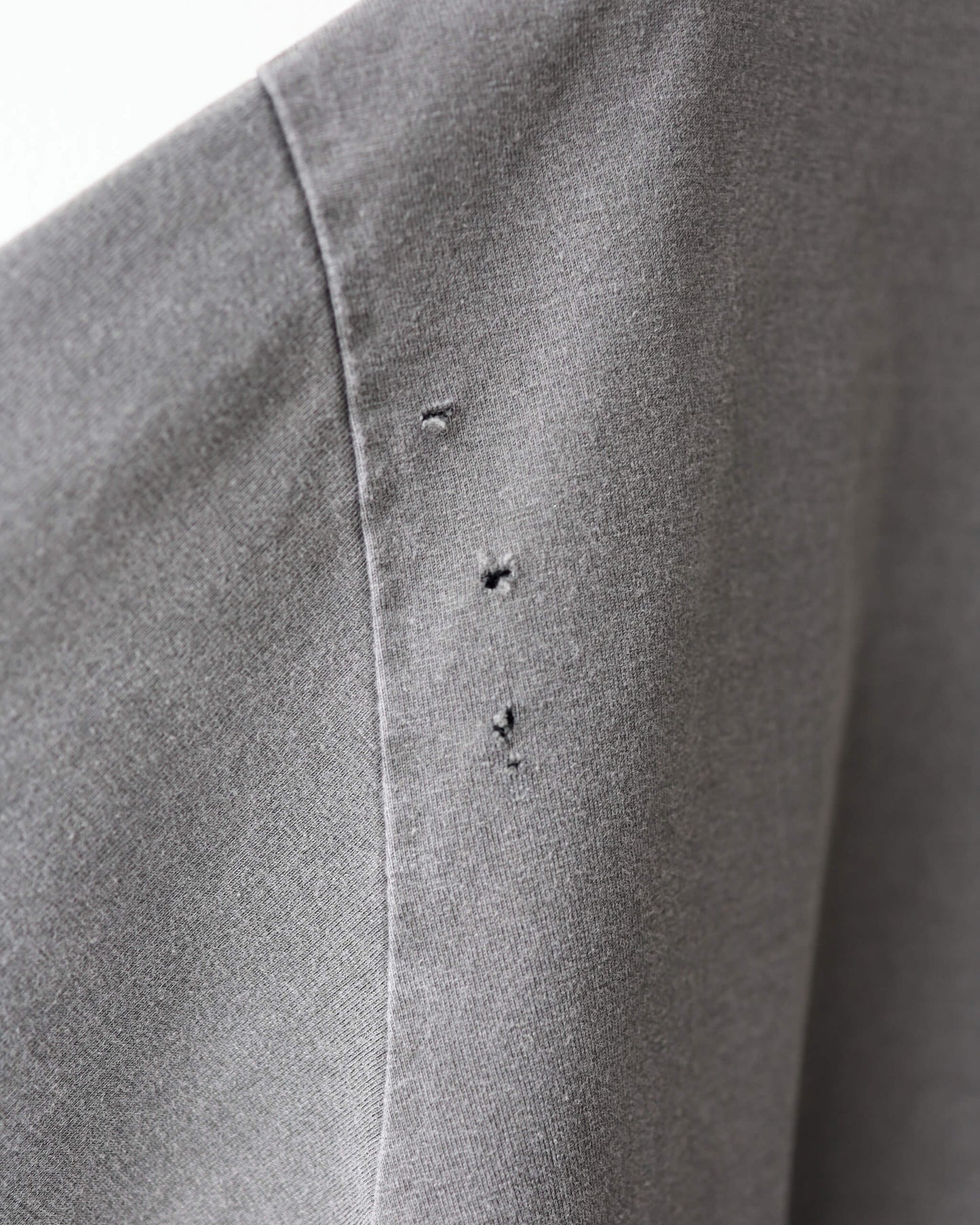 CREW NECK DAMAGED TEE 40/2 ORGANIC COTTON KNIT "BLACK"