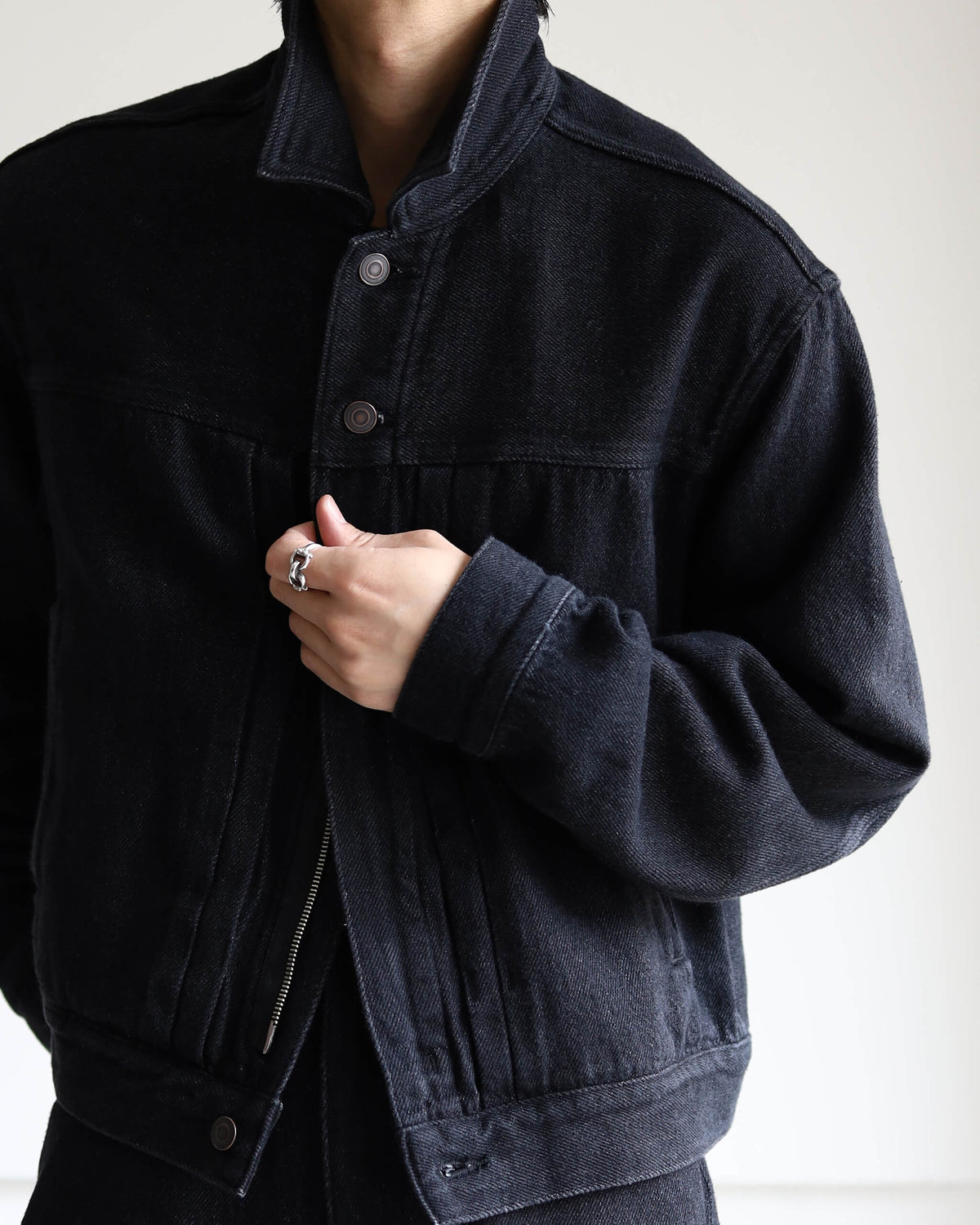 Type 004 Common Jacket "Black On Both Sides Marble Wash"