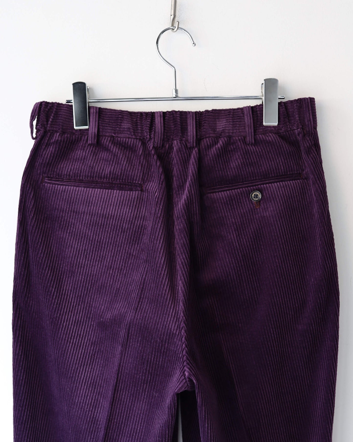 CLASSIC FIT DOUBLE PLEATED TROUSERS ORGANIC COTTON 6-WALE CORDUROY "PURPLE"