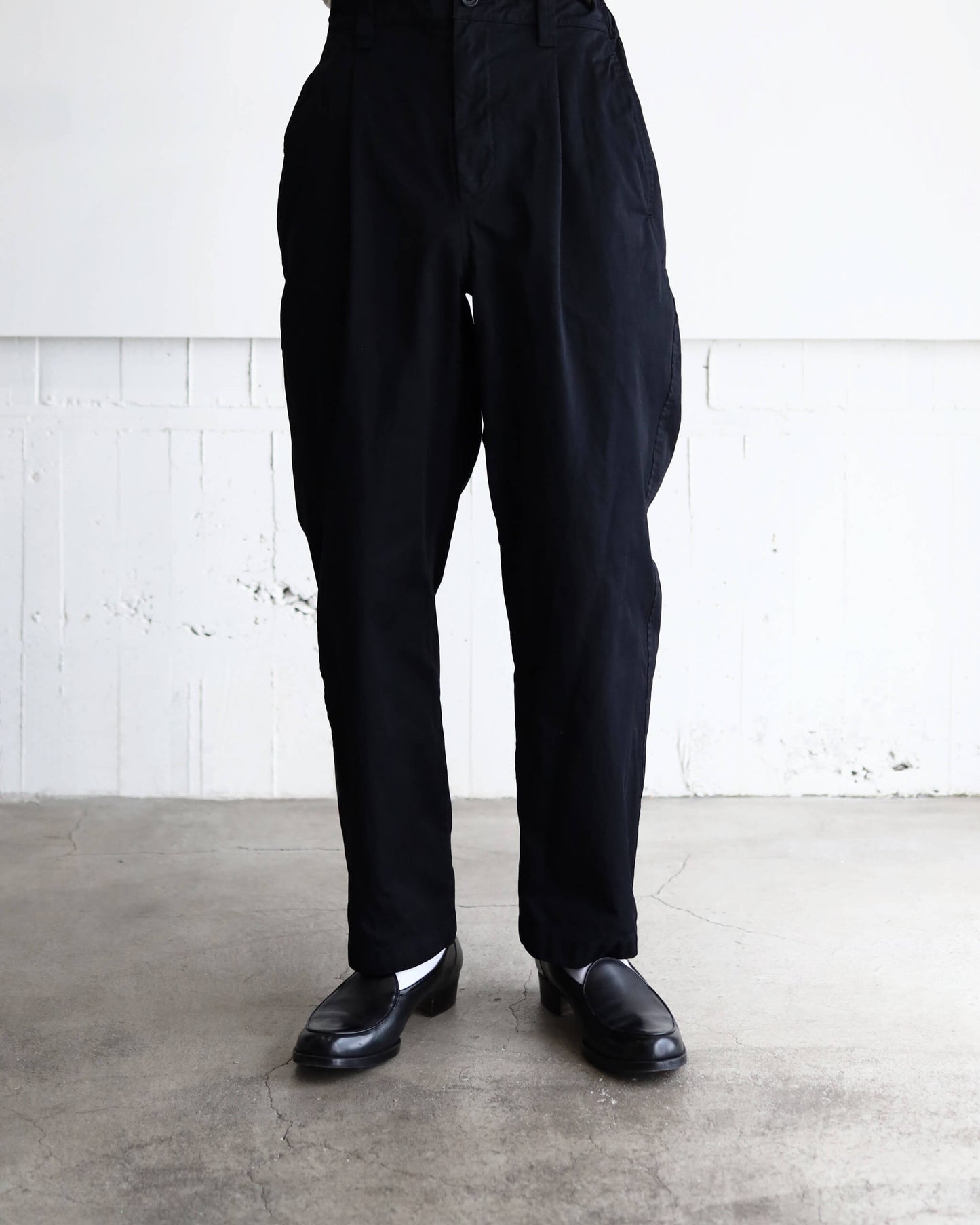 GARMENT DYE NYLON TWILL / UTILITY TROUSERS "BLACK"
