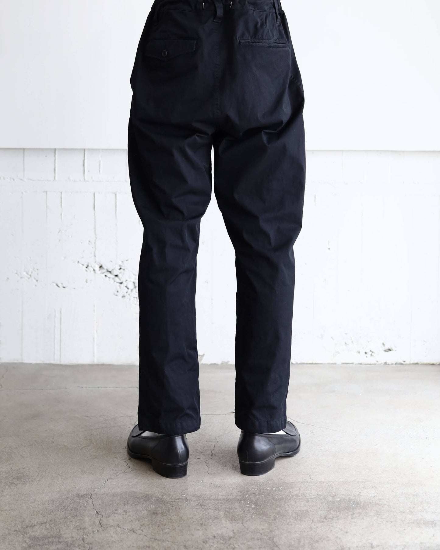 GARMENT DYE NYLON TWILL / UTILITY TROUSERS "BLACK"