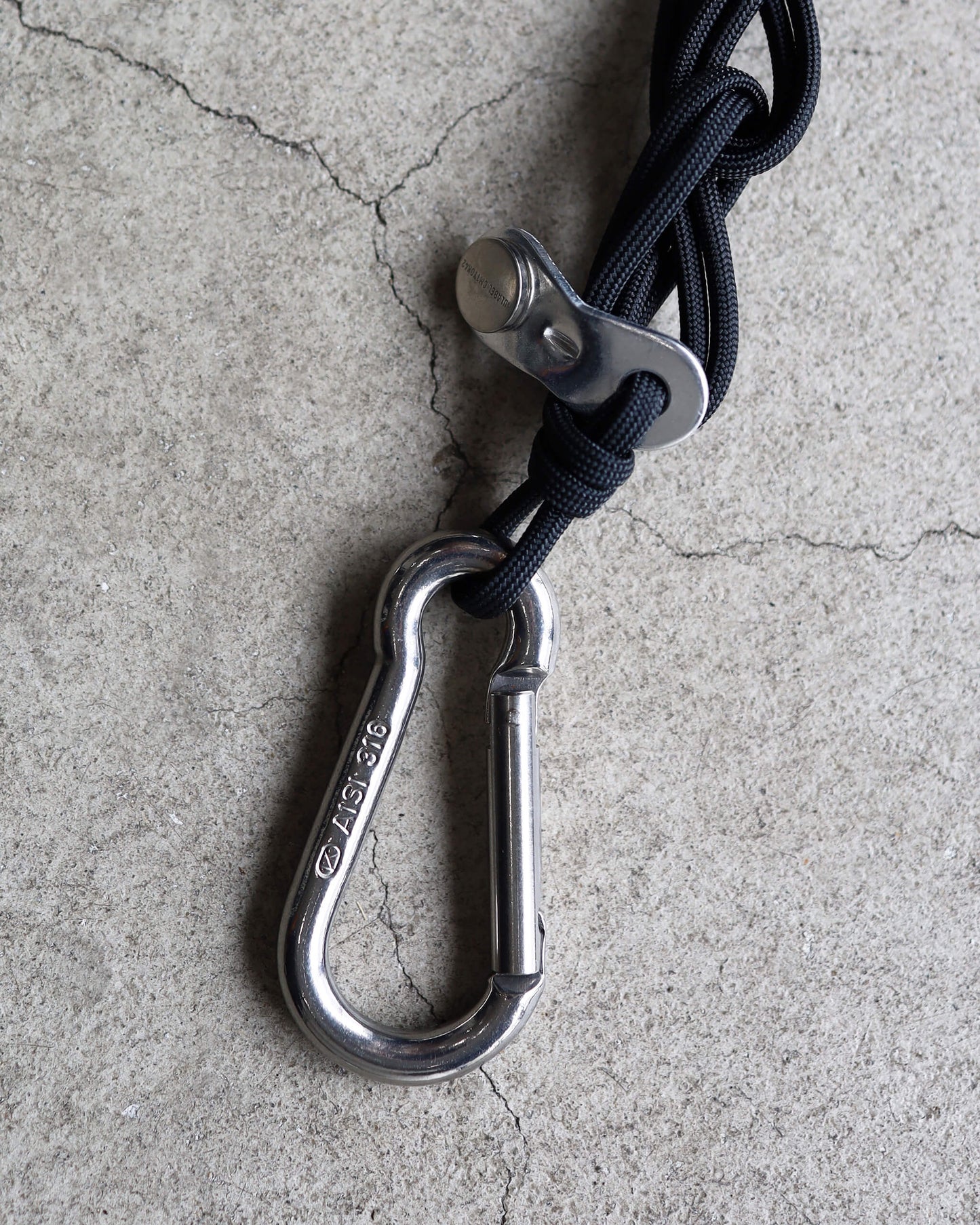 ROPE CARABINER "BLACK"
