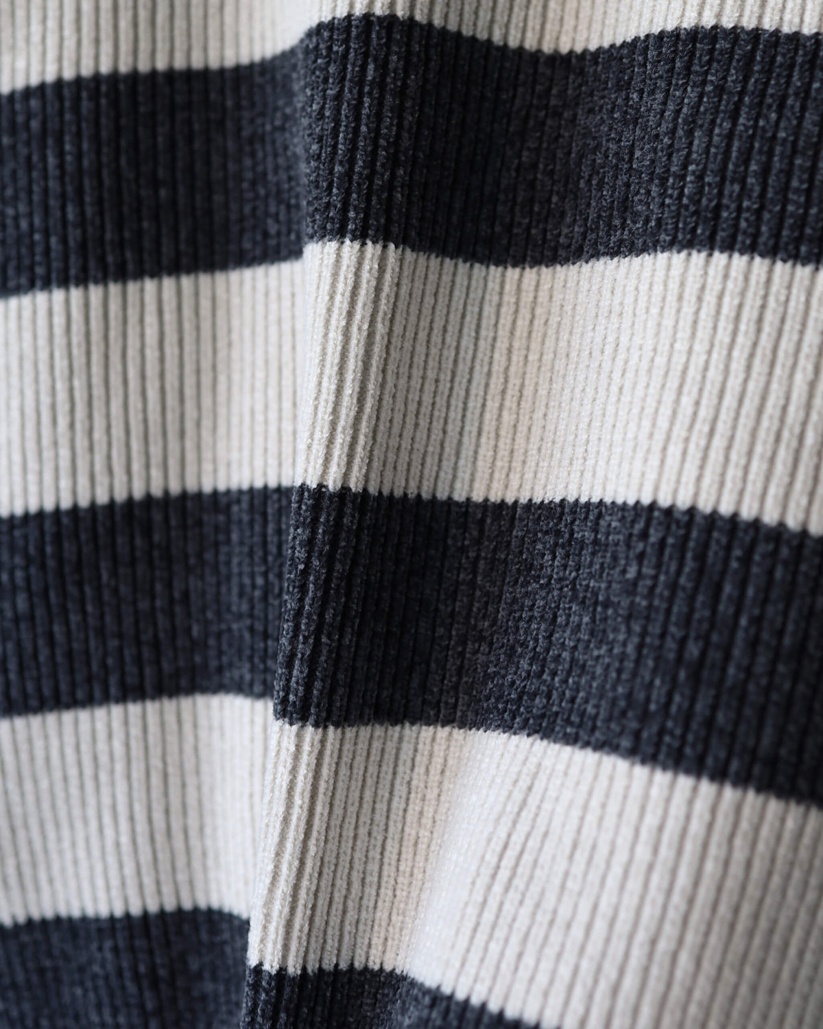 CORDY KNIT ZIP HOODIE STRIPE "WHITE × CHARCOAL"