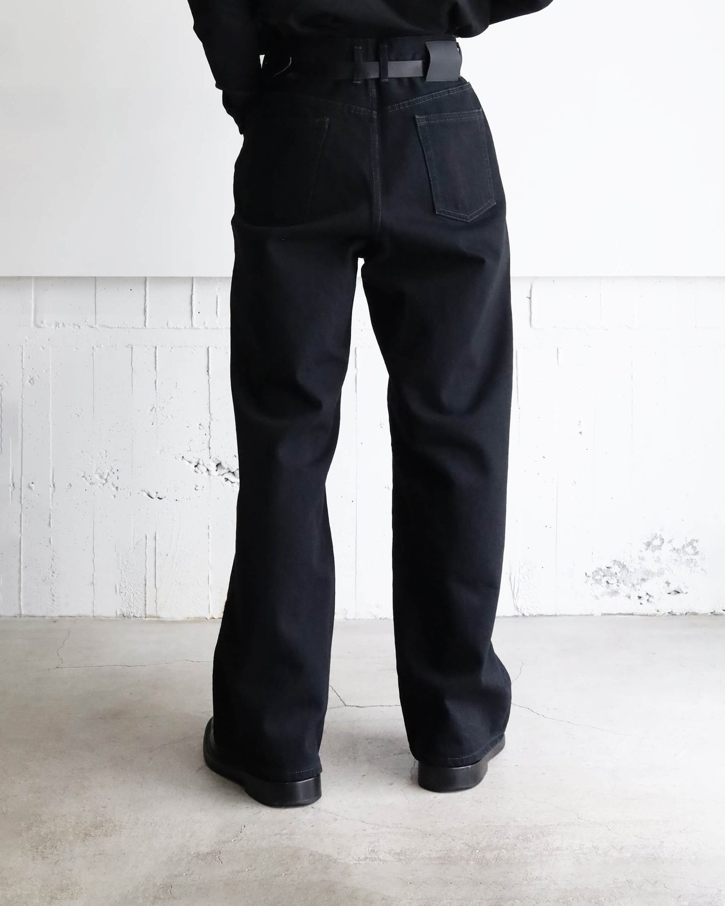 ASHLEY JEANS "BLACK"