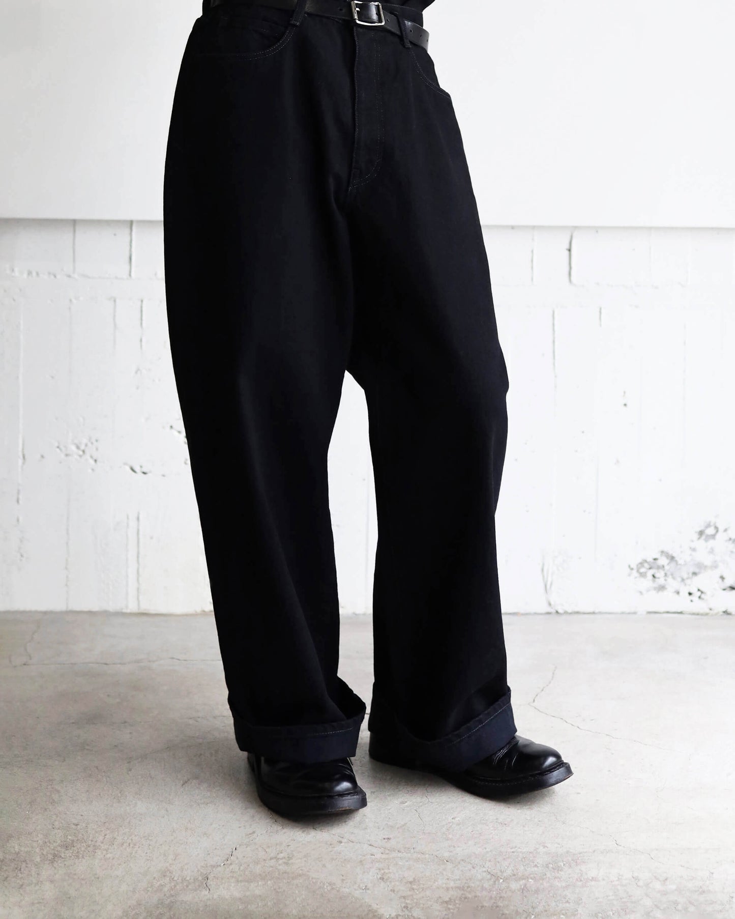 ASHLEY JEANS "BLACK"