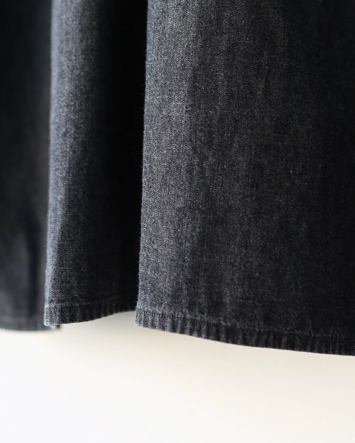 COTTON CHAMBRAY EMBROIDERY SKIPPER SHIRT "WASHED BLACK"