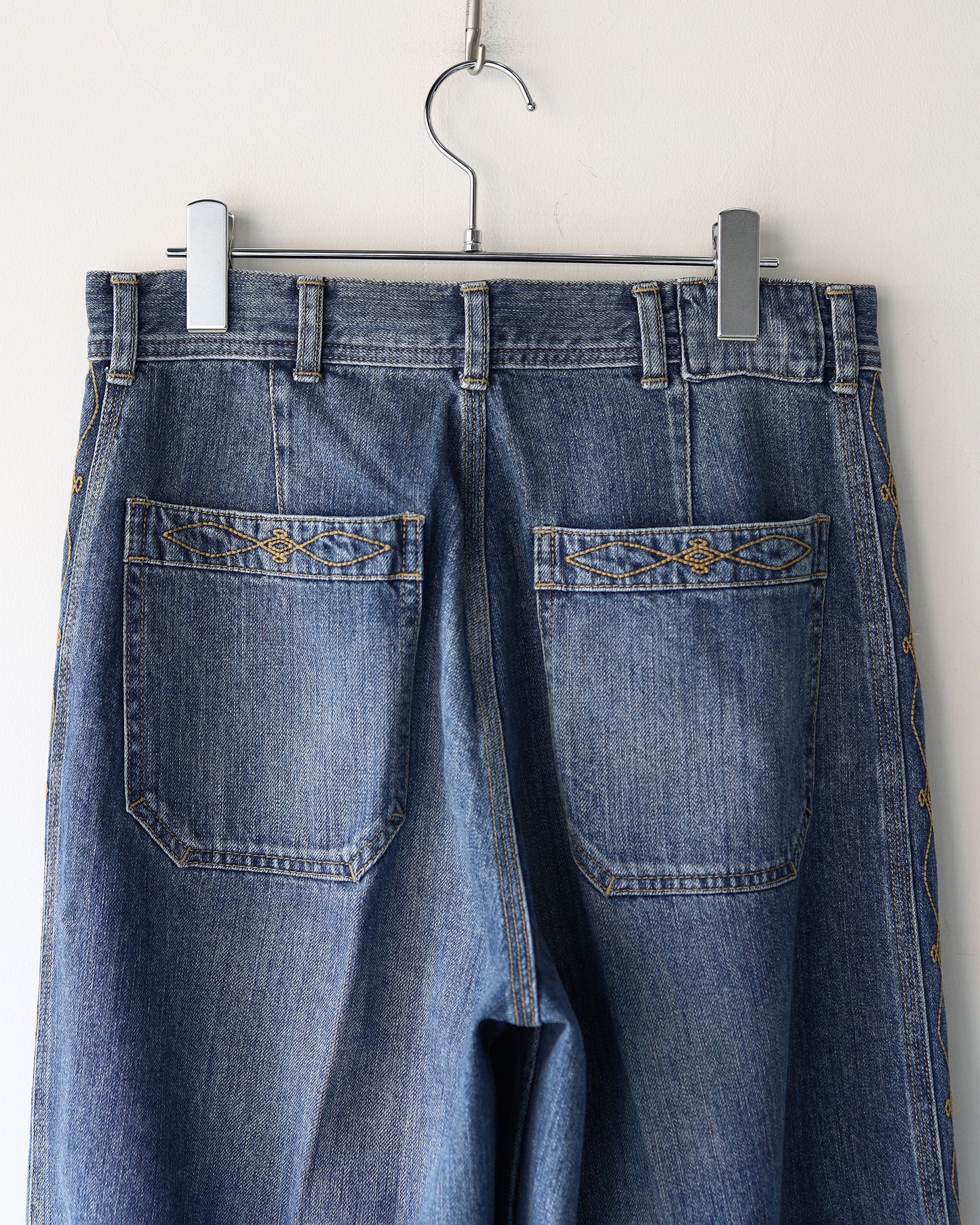 WIDE EMBROIDERY DENIM PANTS "WASHED INDIGO"