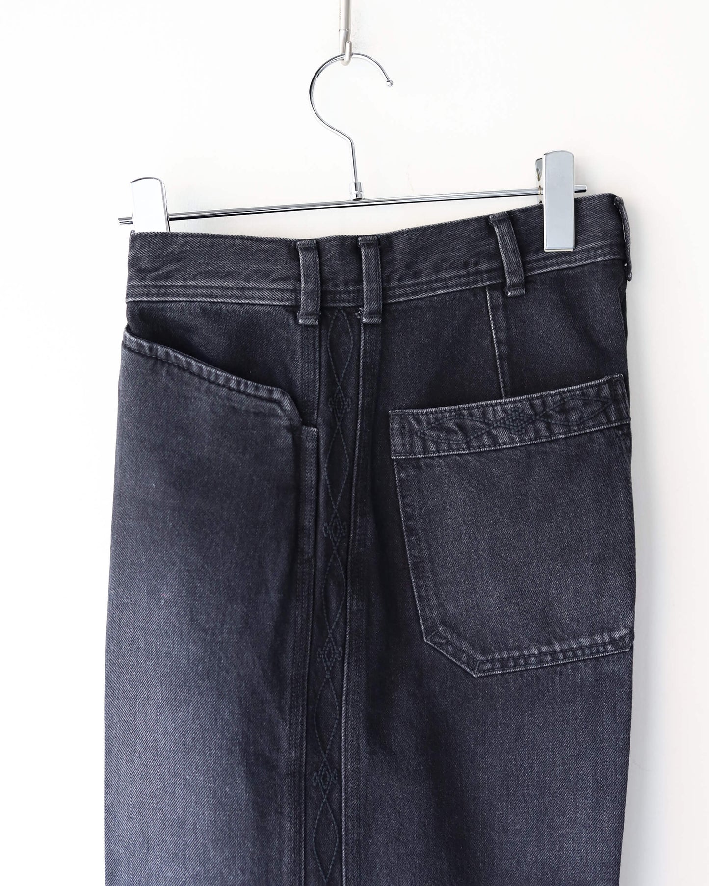WIDE EMBROIDERY DENIM PANTS "WASHED BLACK"