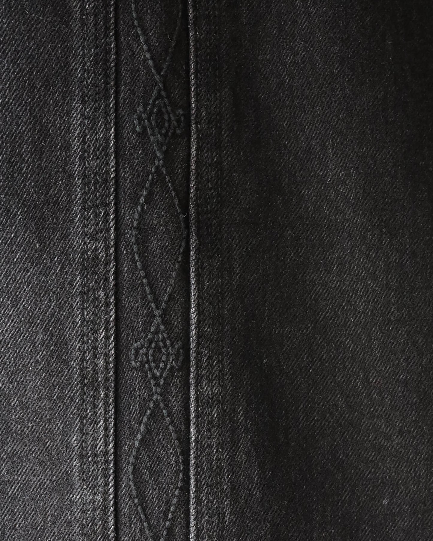 WIDE EMBROIDERY DENIM PANTS "WASHED BLACK"