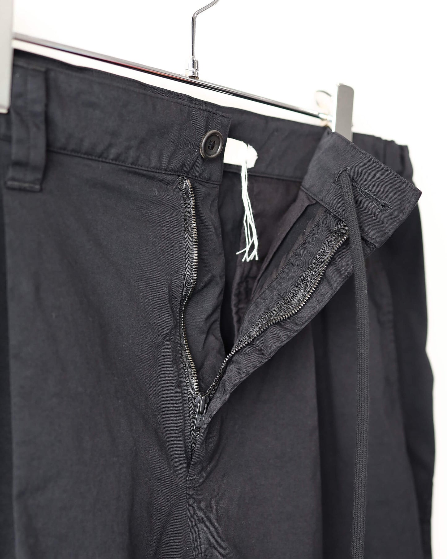 GARMENT DYE NYLON TWILL / UTILITY TROUSERS "BLACK"