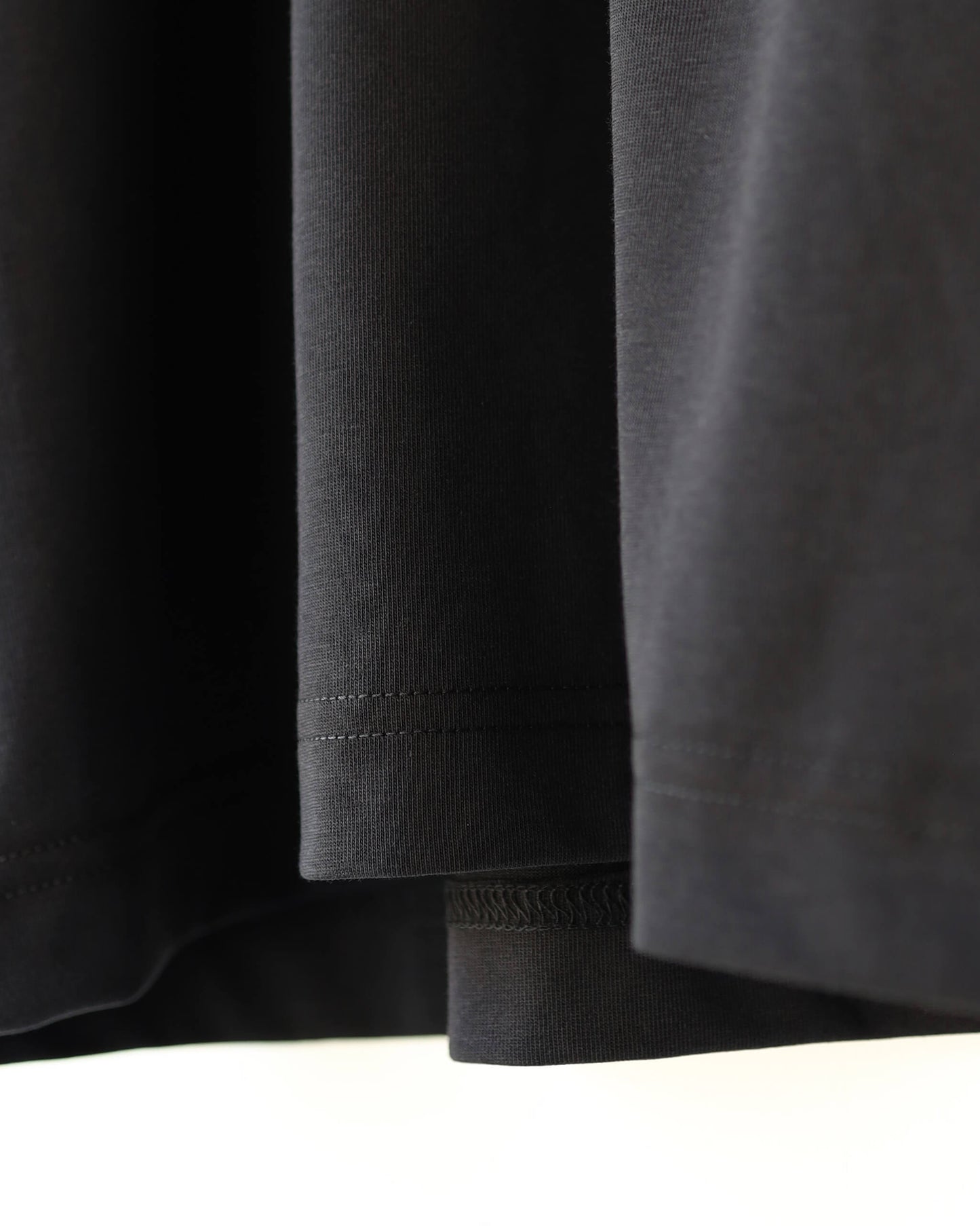 NO SLEEVE TEE "BLACK"