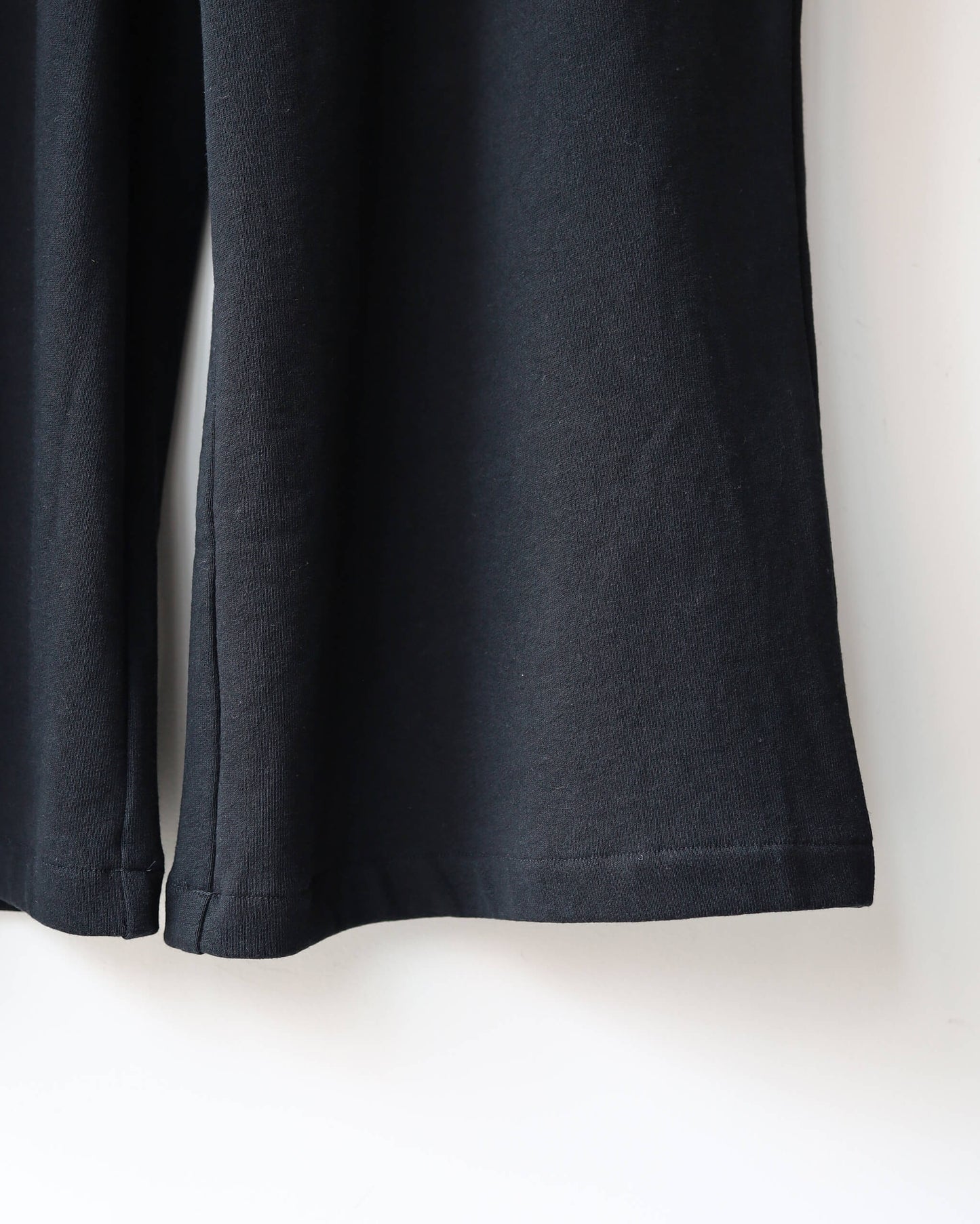SWEAT PANTS "BLACK"