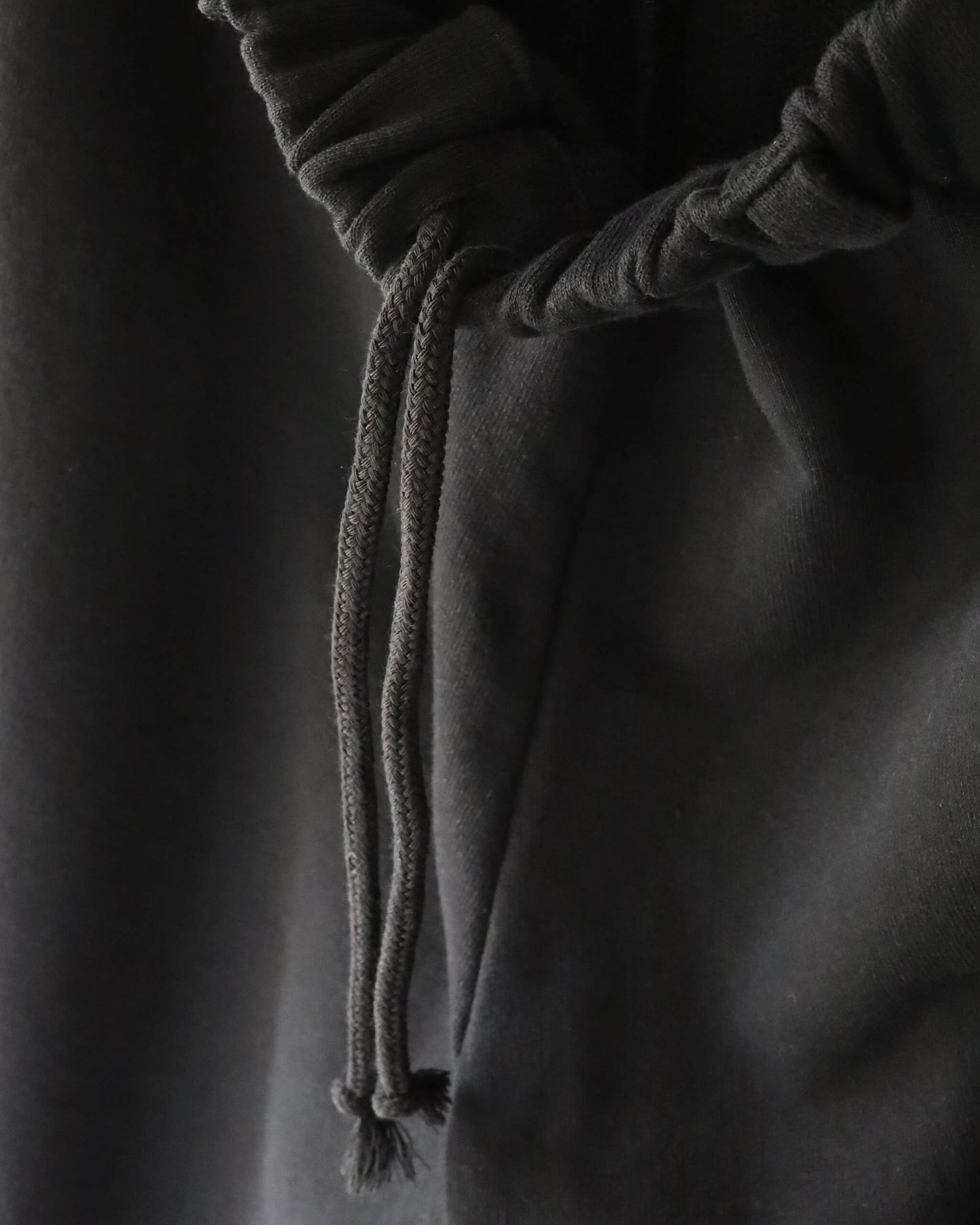 SWEAT PANTS "BLACK"