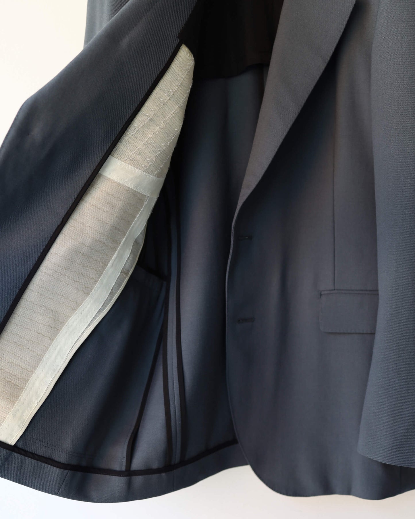 LA LEONA JACKET ORGANIC WOOL SURVIVAL CLOTH® "DOLPHIN GRAY"