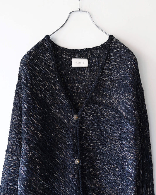 HAND KNIT CARDIGAN "BLACK"