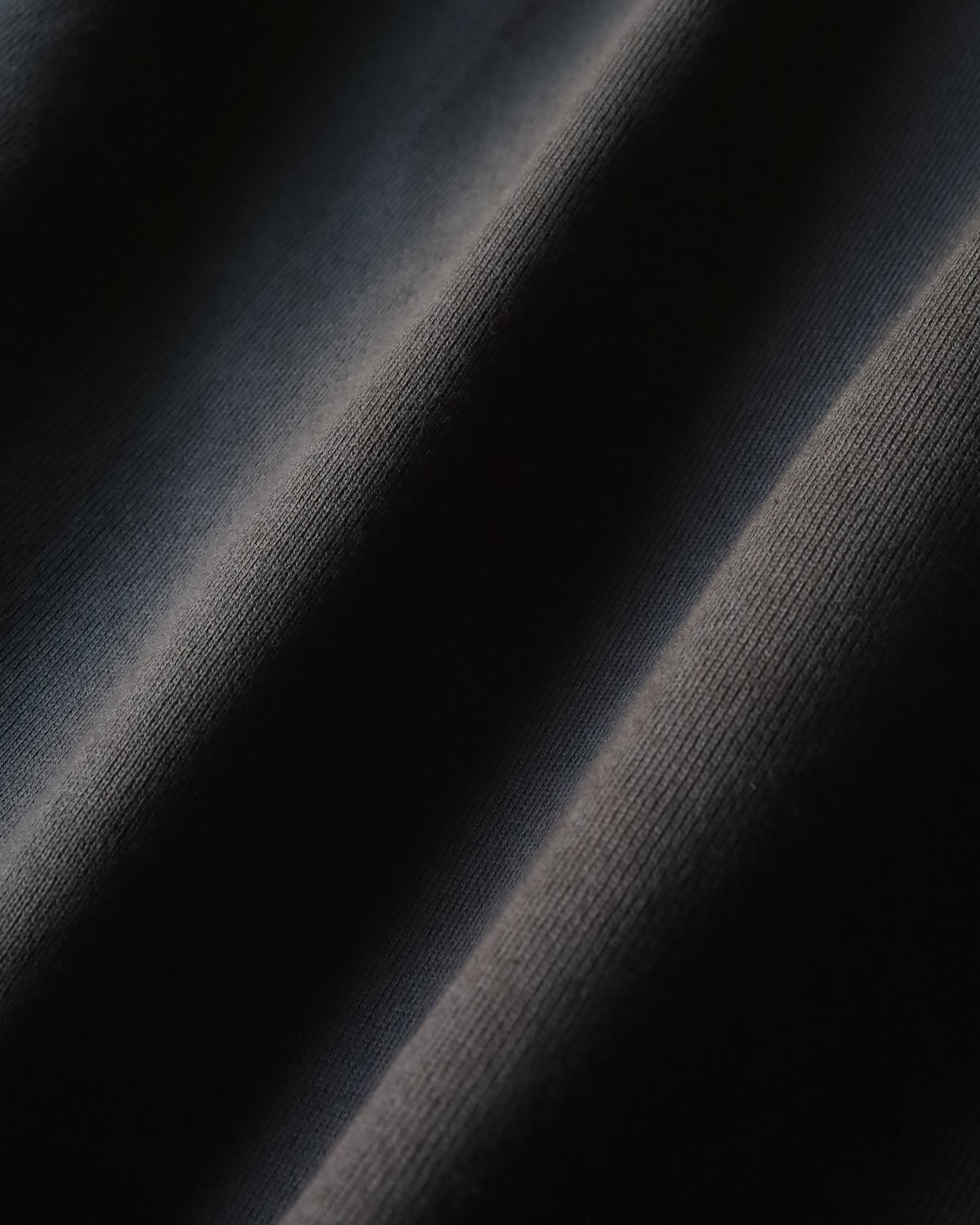 HUGE SWEAT SHORT ORGANIC COTTON HEAVY FLEECE "CHARCOAL"